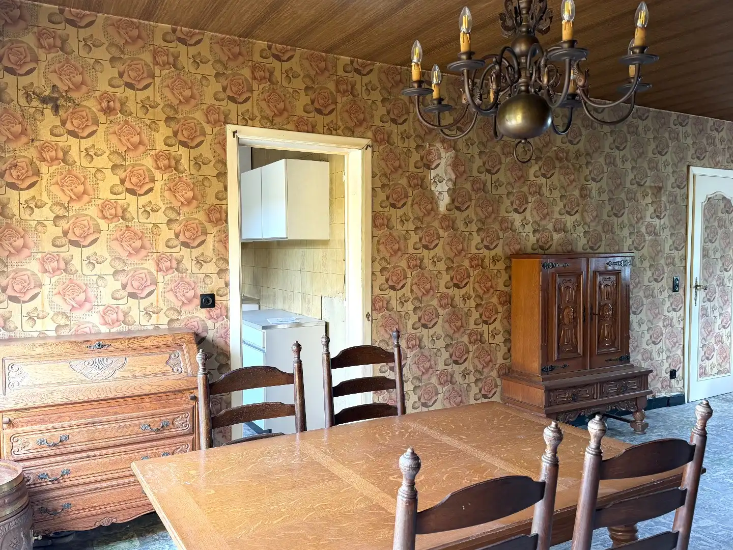 Te renoveren halfopen bebouwing met garage te koop in Harelbeke foto 7