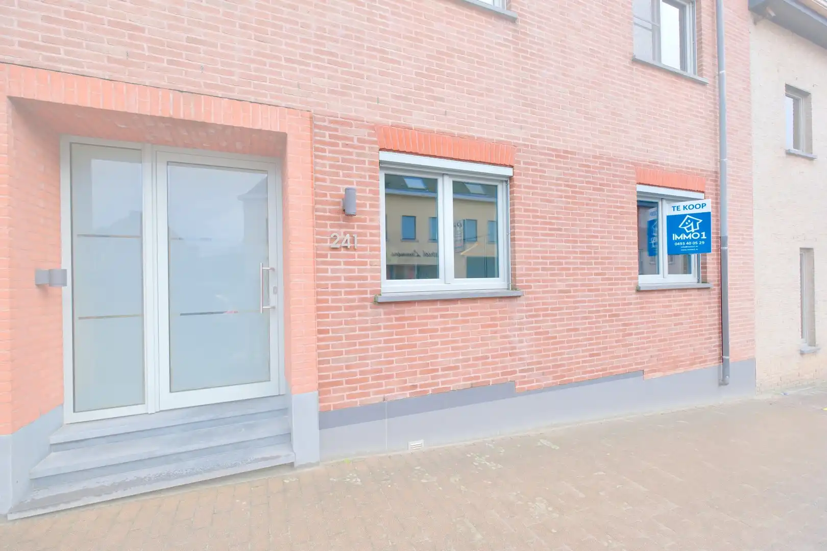 Gelijkvloers app met 2 slaapkamers, ruim terras en garage! foto 20