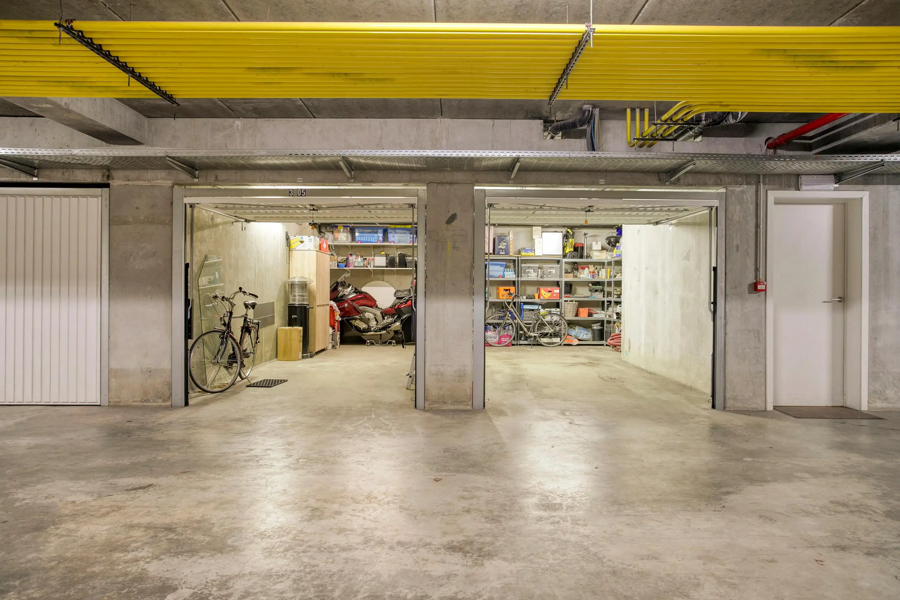 Appartement met groot terras te koop in Brugge foto 17