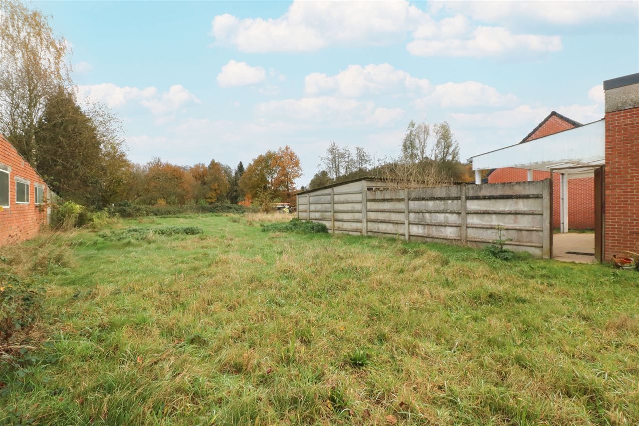 Bouwgrond van 707 m² voor HOB foto 6