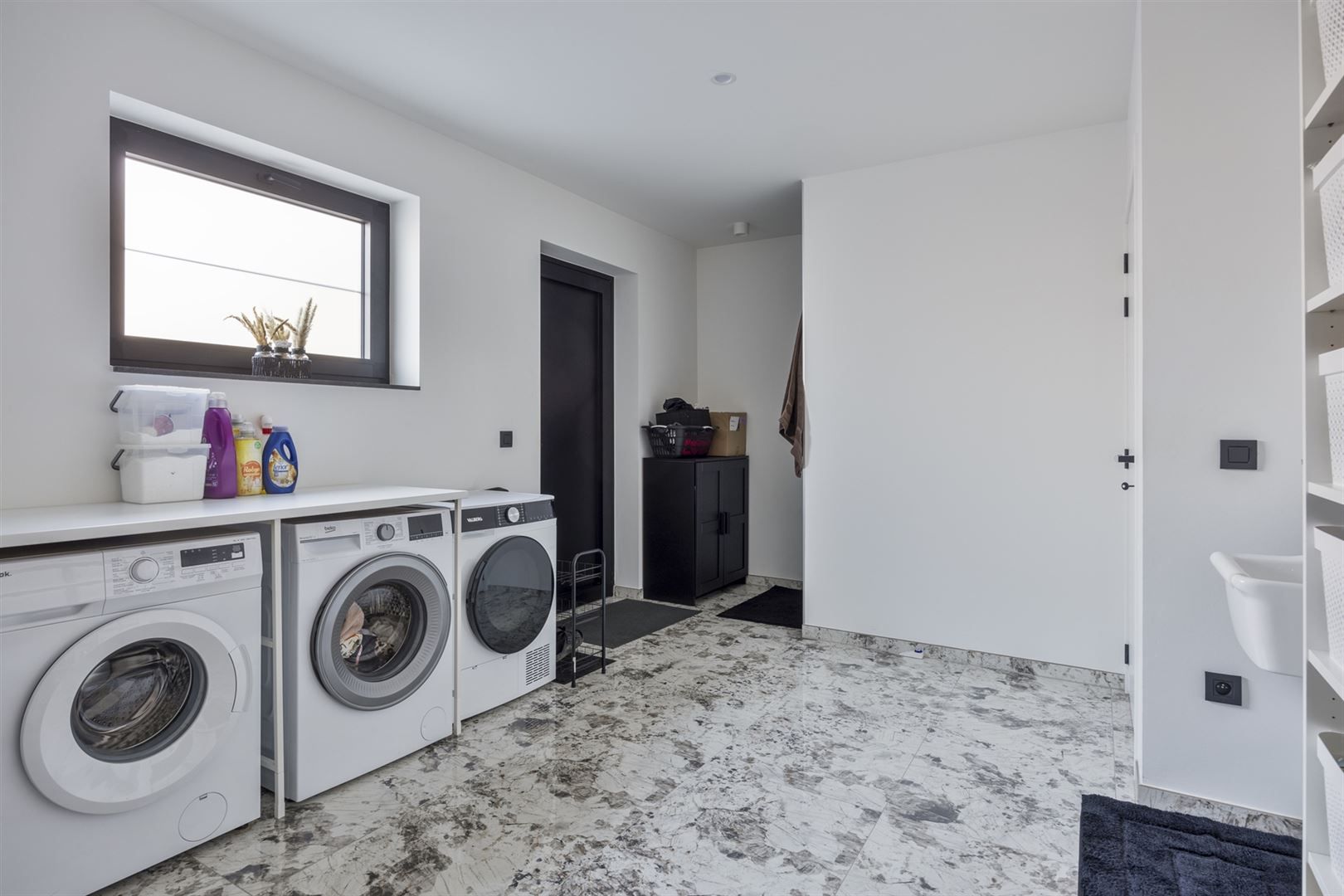 TE KOOP: Vrijstaande nieuwbouwwoning met 4-5 slaapkamers! foto 24