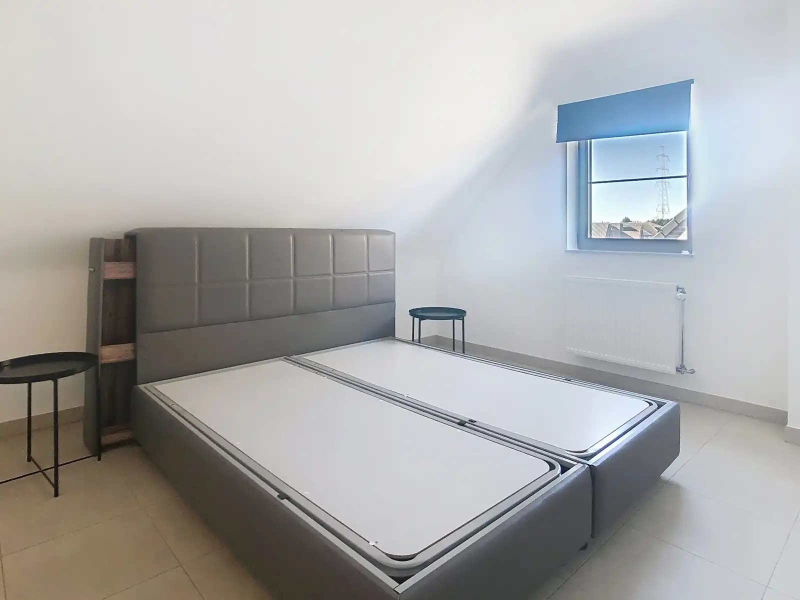 Duplex met 2 ruime slaapkamers, terras en garage foto 15