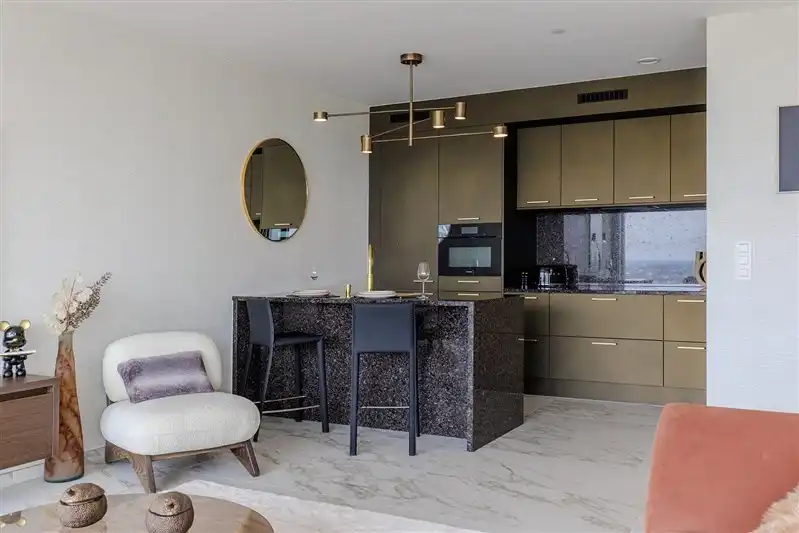 luxe1 SLPK appartement op grote hoogte in de Antwerp Tower foto 5