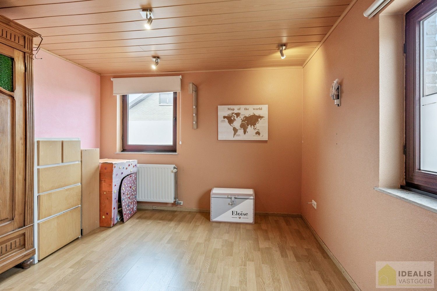 RUIME EN PERFECT ONDERHOUDEN WONING MET 4 SLAAPKAMERS OP KNAP PERCEEL VAN MAAR LIEFST 14A61CA foto 23
