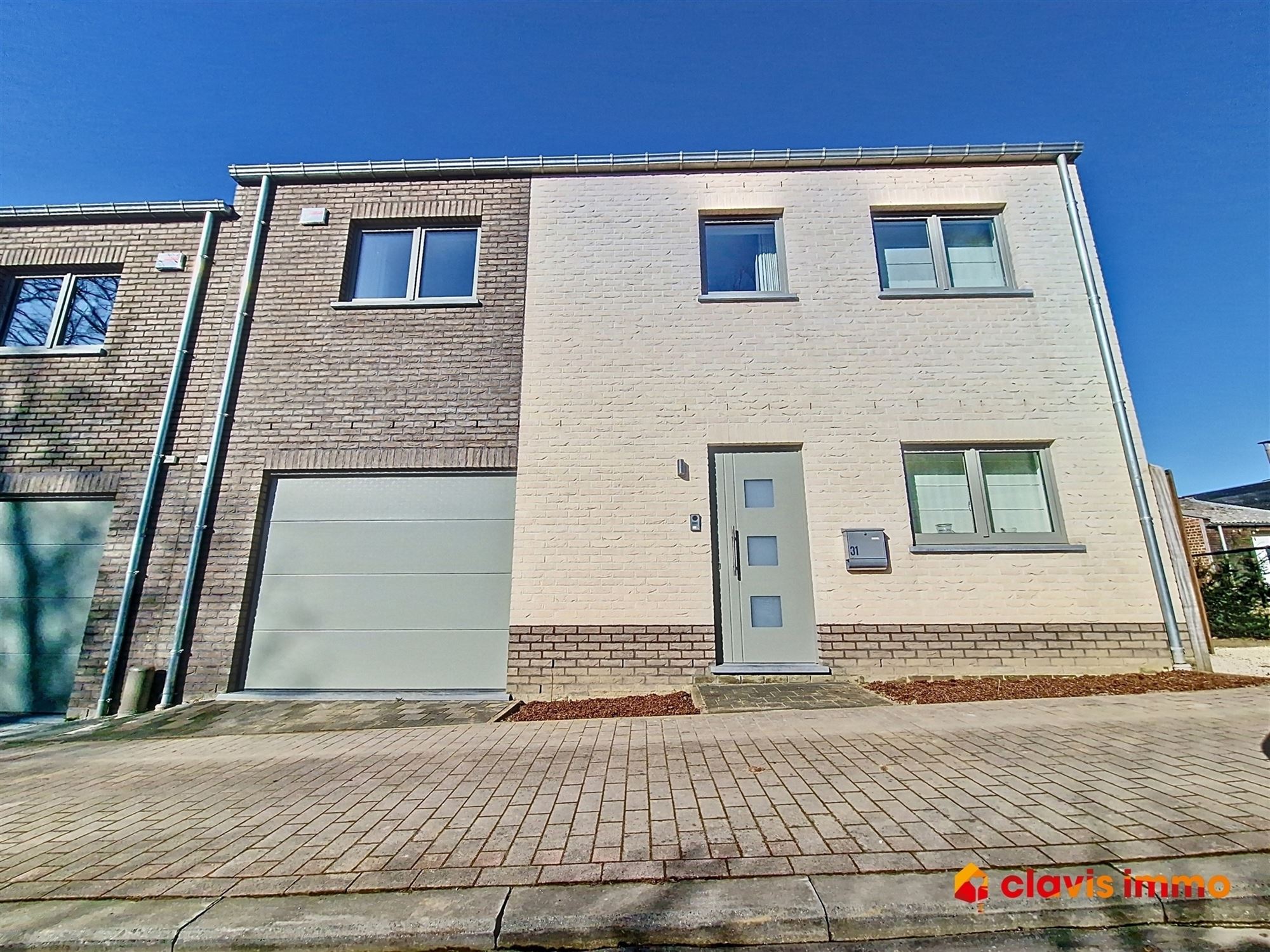 Aangename en recente woning (2022) met mooie tuin foto 27