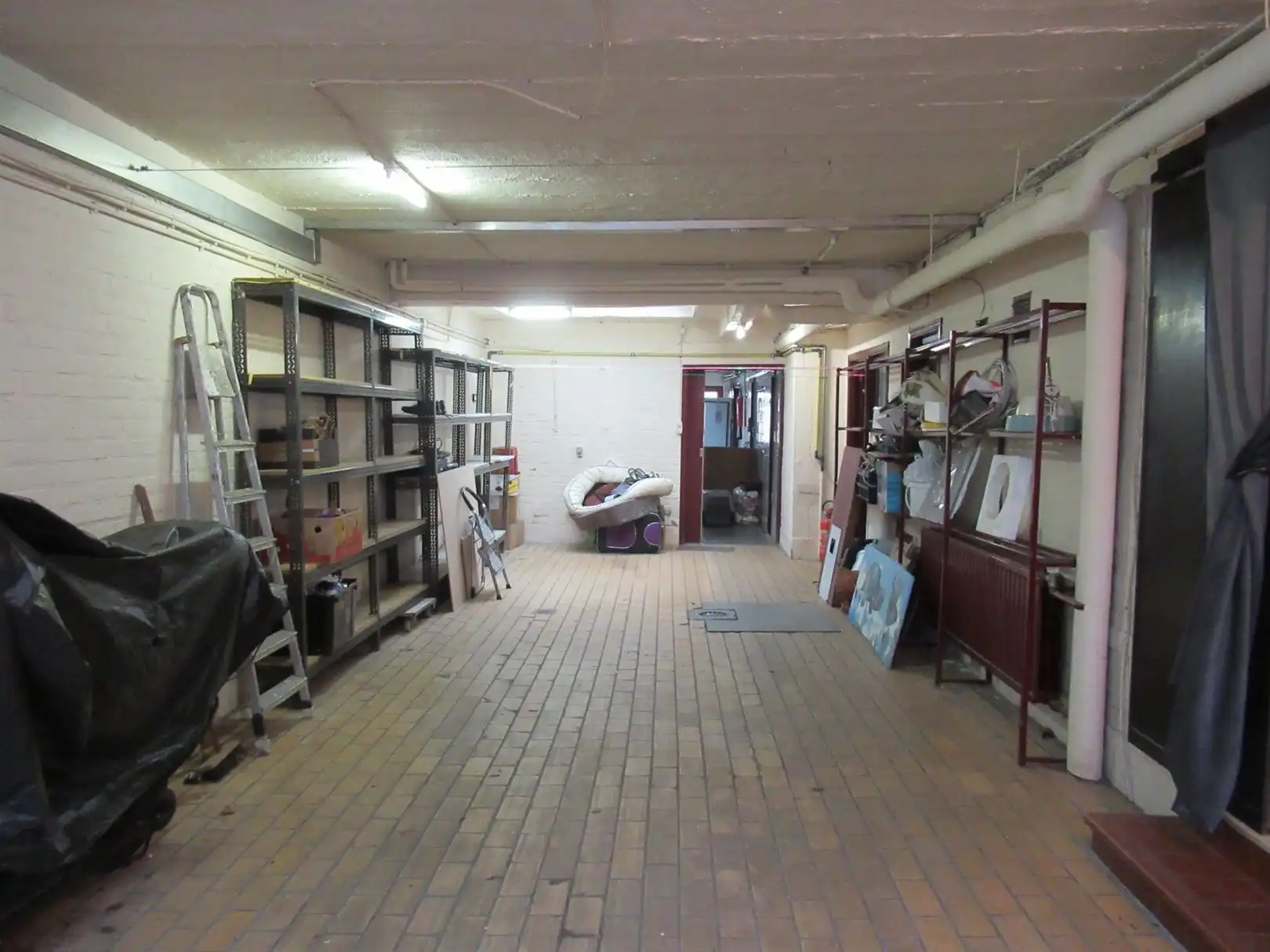 Ruime gerenoveerde woning met 3 slaapkamers in centrum van Sint-Truiden. foto 26