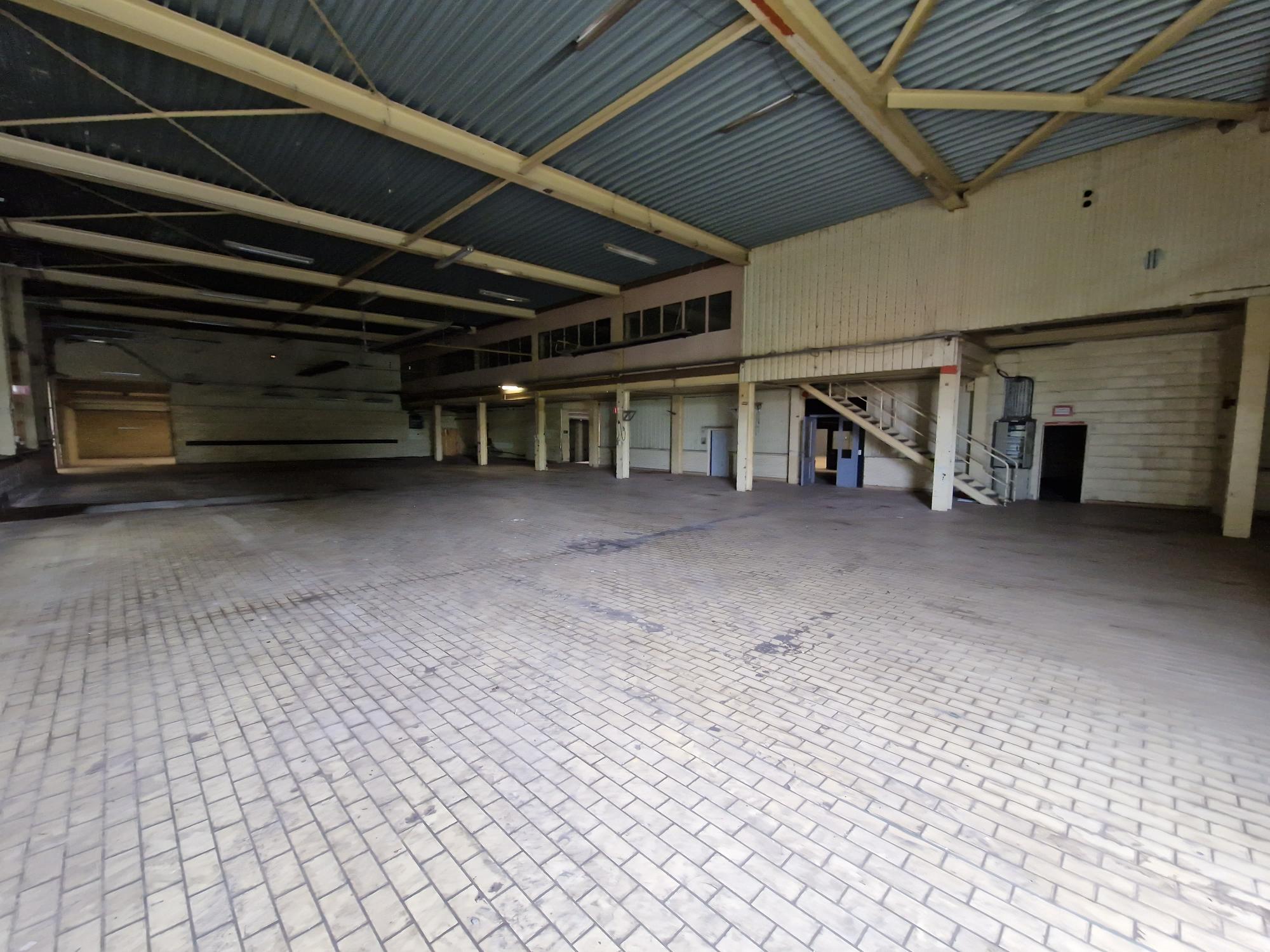 MAGAZIJN UNIT 2 1.400 m2 foto 17