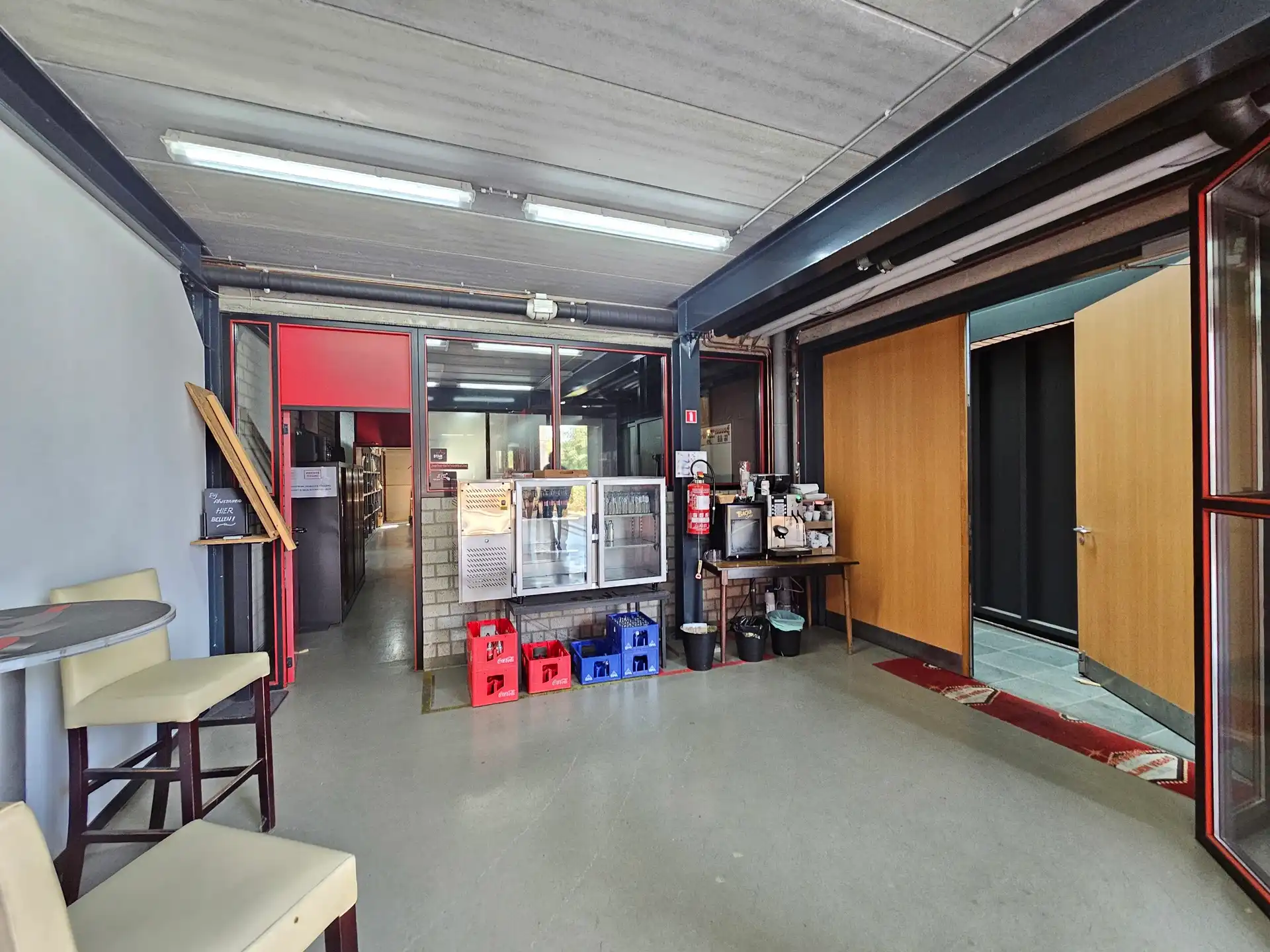 SEMI-INDUSTRIEEL GEBOUW OP ZICHTLOCATIE foto 13