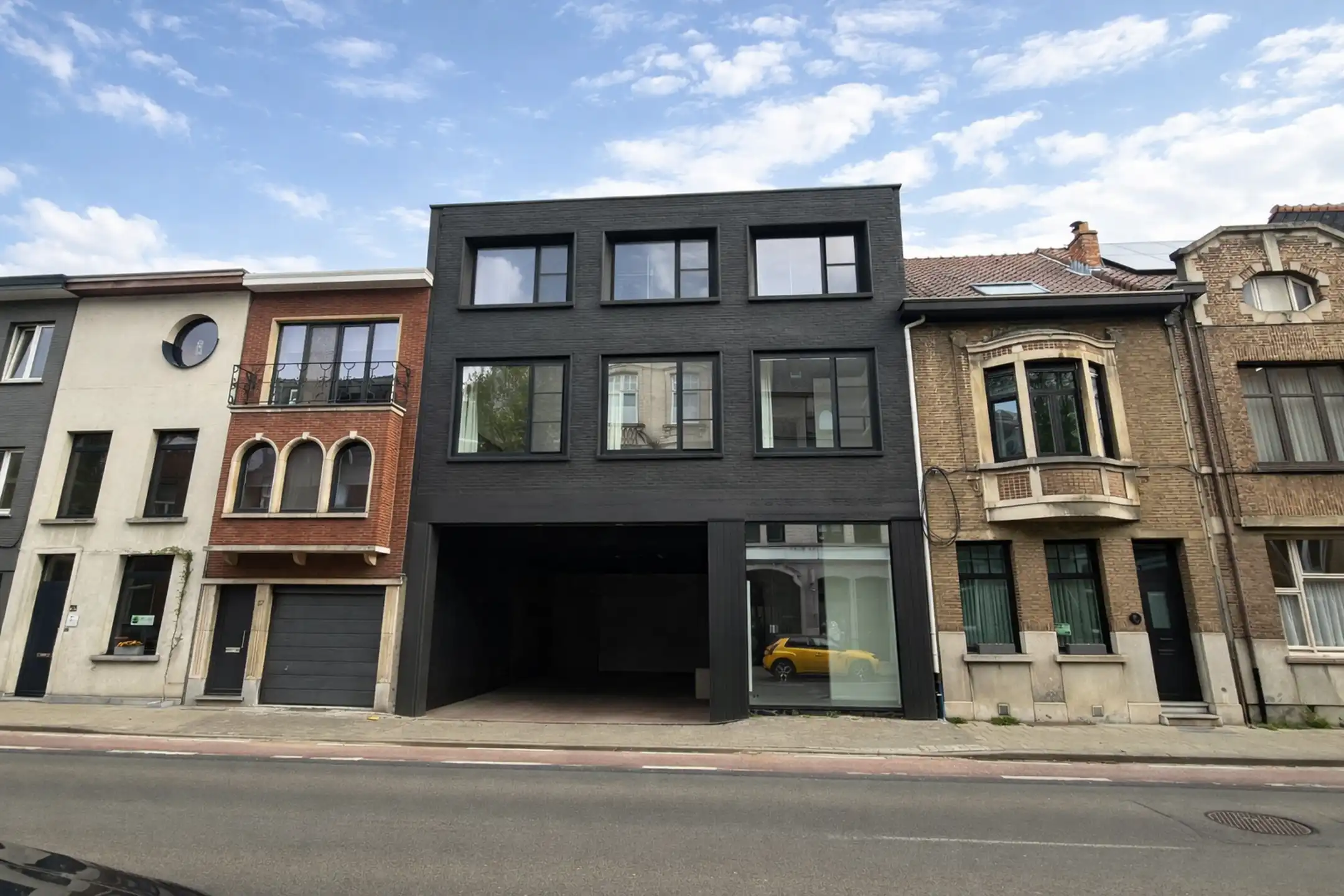 Opslagplaats aan stadsrand te Koop in Lier foto 2