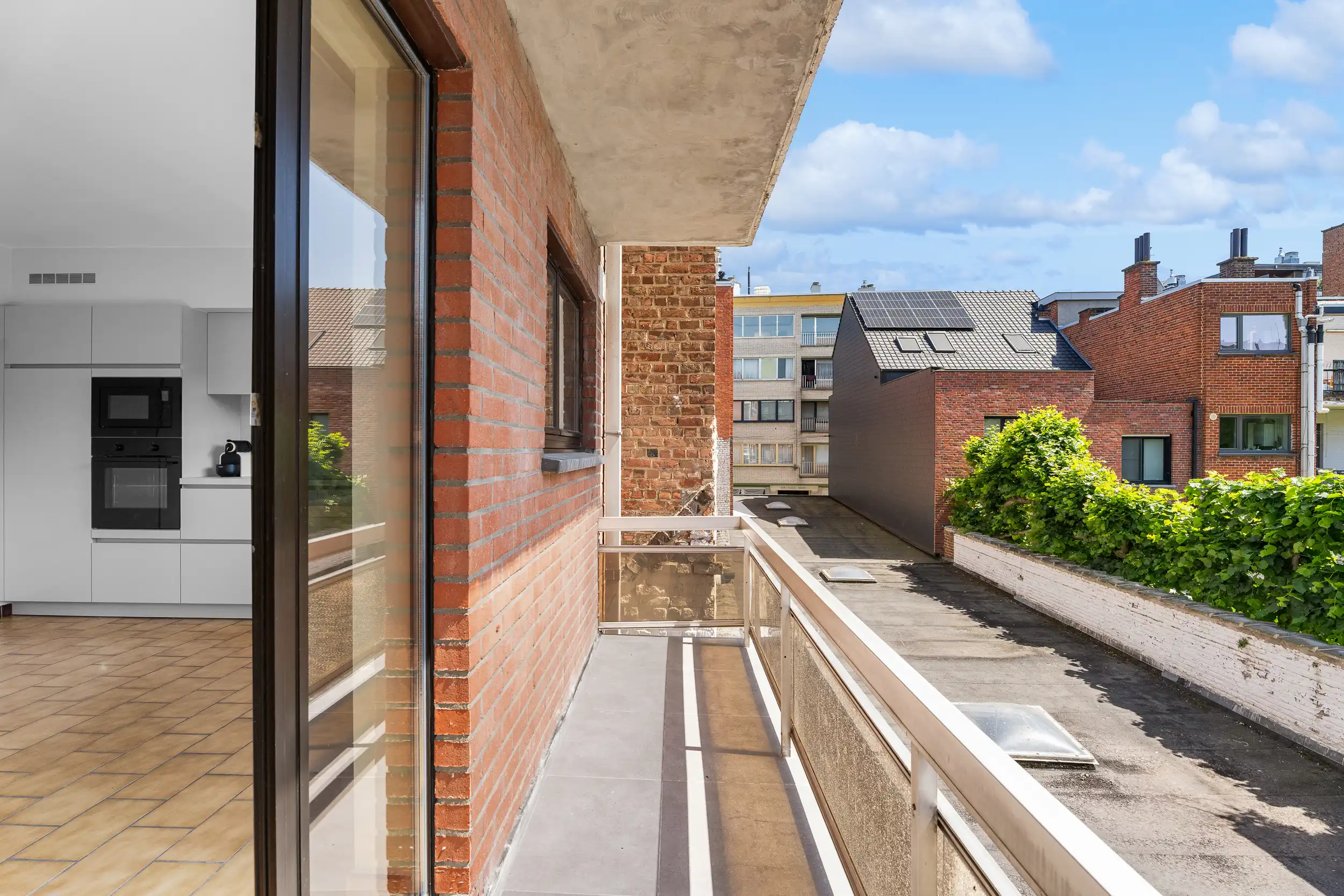 Ruim appartement met zicht op de Leie! foto 6