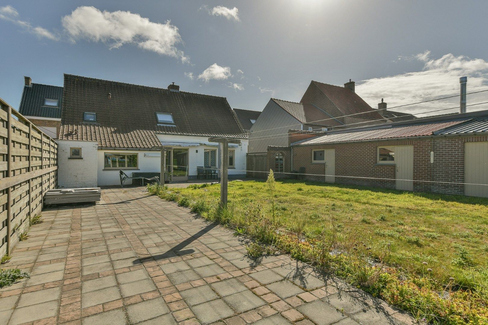Charmante alleenstaande woning op een perceel van 1.082 m² foto 17