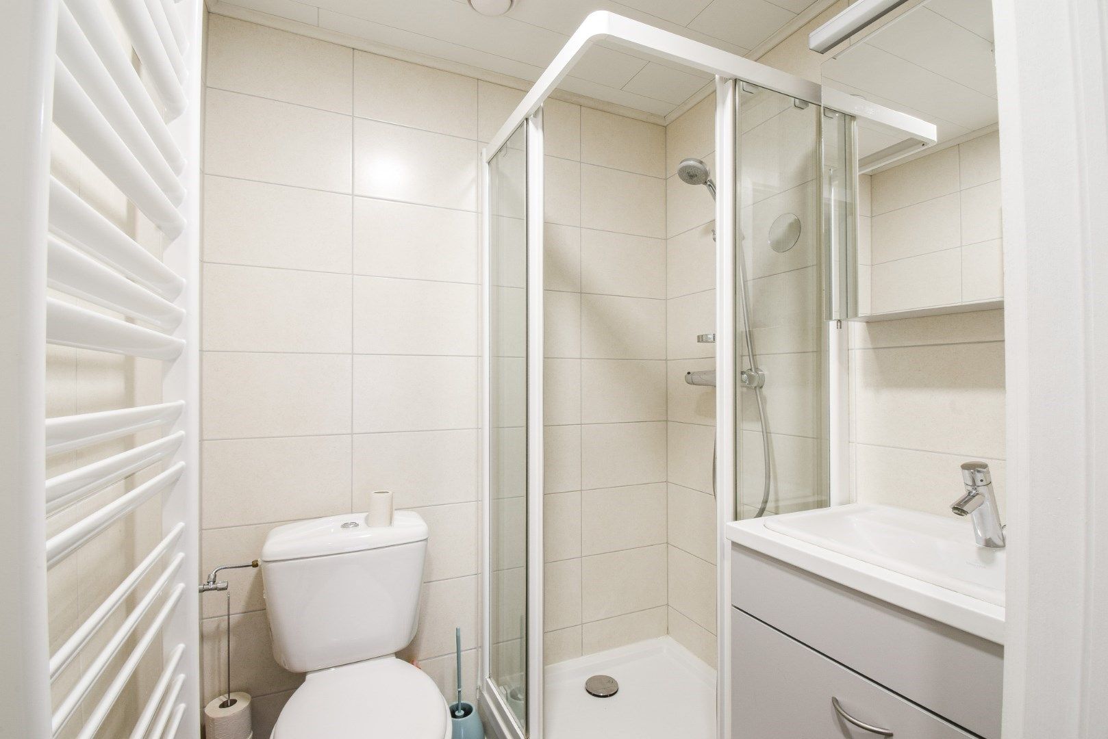 Instapklaar éénslaapkamerappartement op centrale ligging te Gistel foto 9