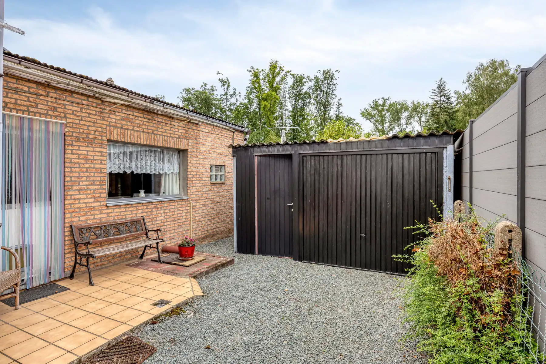 Te renoveren (starters-)woning met 2 slaapkamers. foto 13