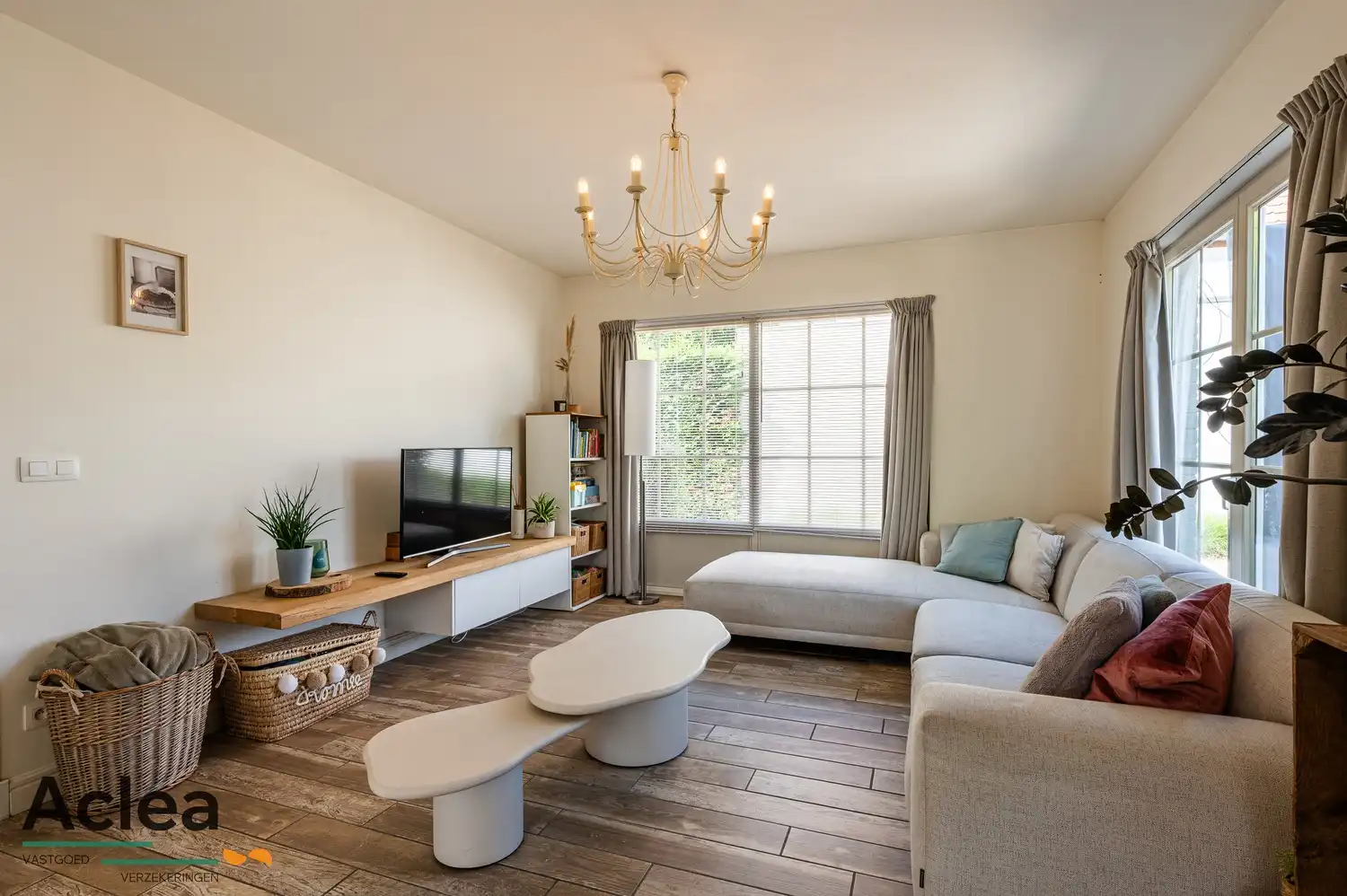 Knappe vrijstaande woning op ruim perceel foto 7