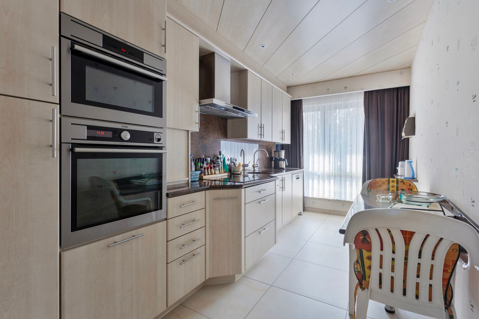 immo DAVID stelt voor: ruim appartement met praktijkruimte foto 6