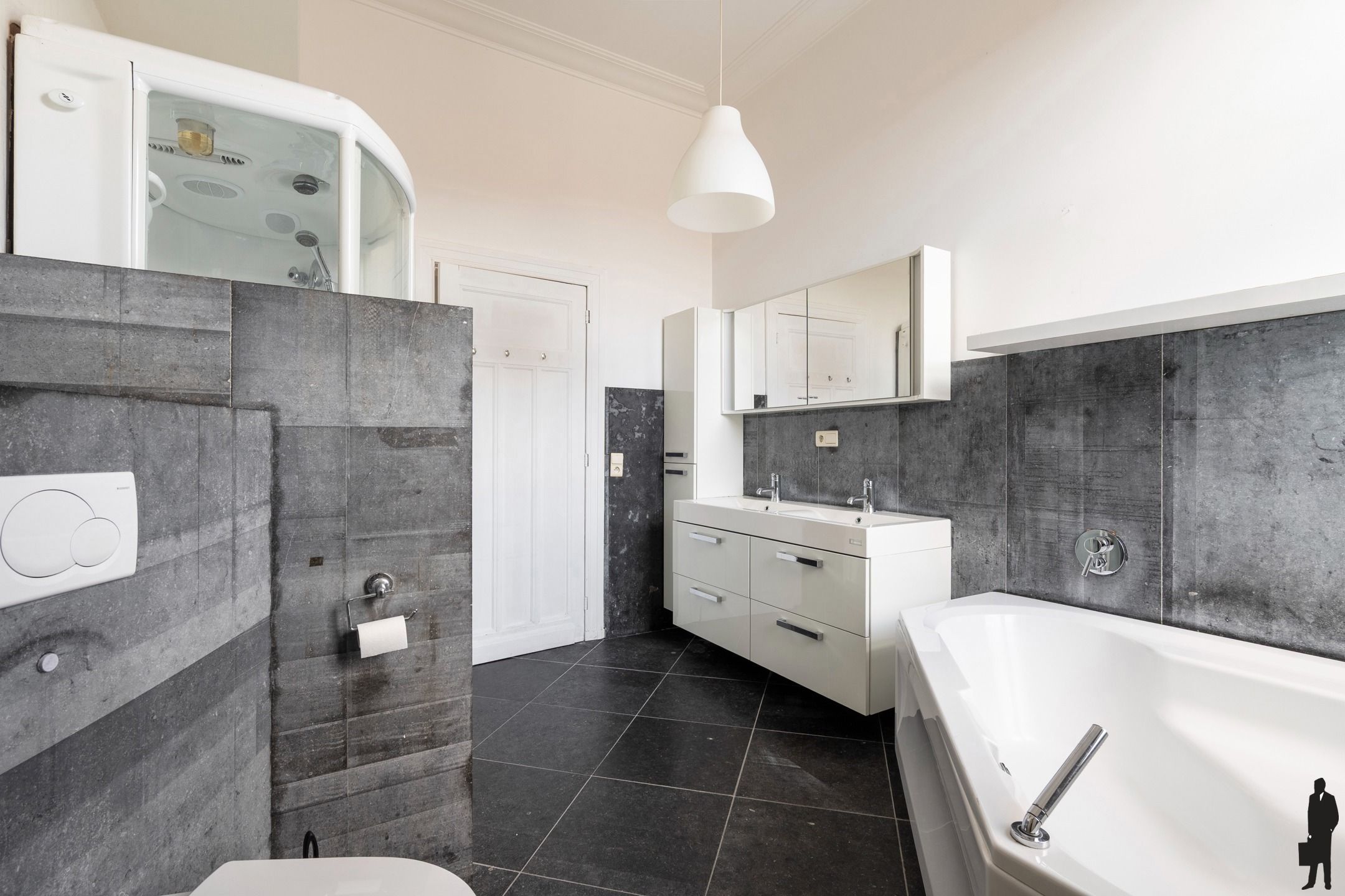 Centraal gelegen éénslaapkamerappartement met terras foto 5