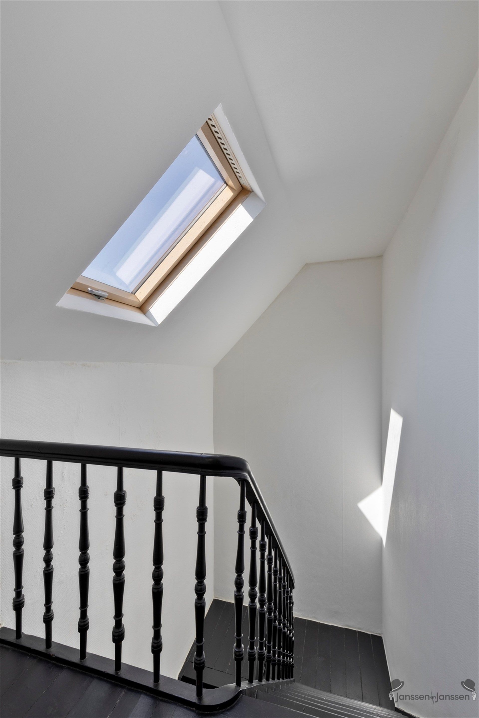 Veelzijdige Hoekwoning met 3 tot 5 slpk op centrale locatie wonen, werken of groeien met het gezin foto 21