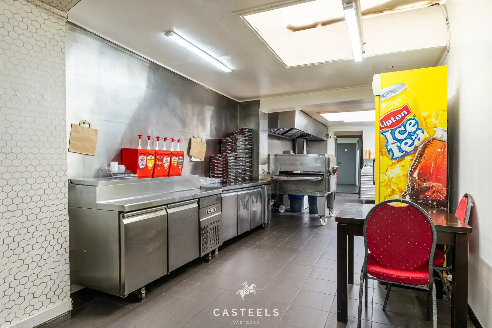 Handelshuis met woonst en uitbreidingsmogelijkheden foto 7