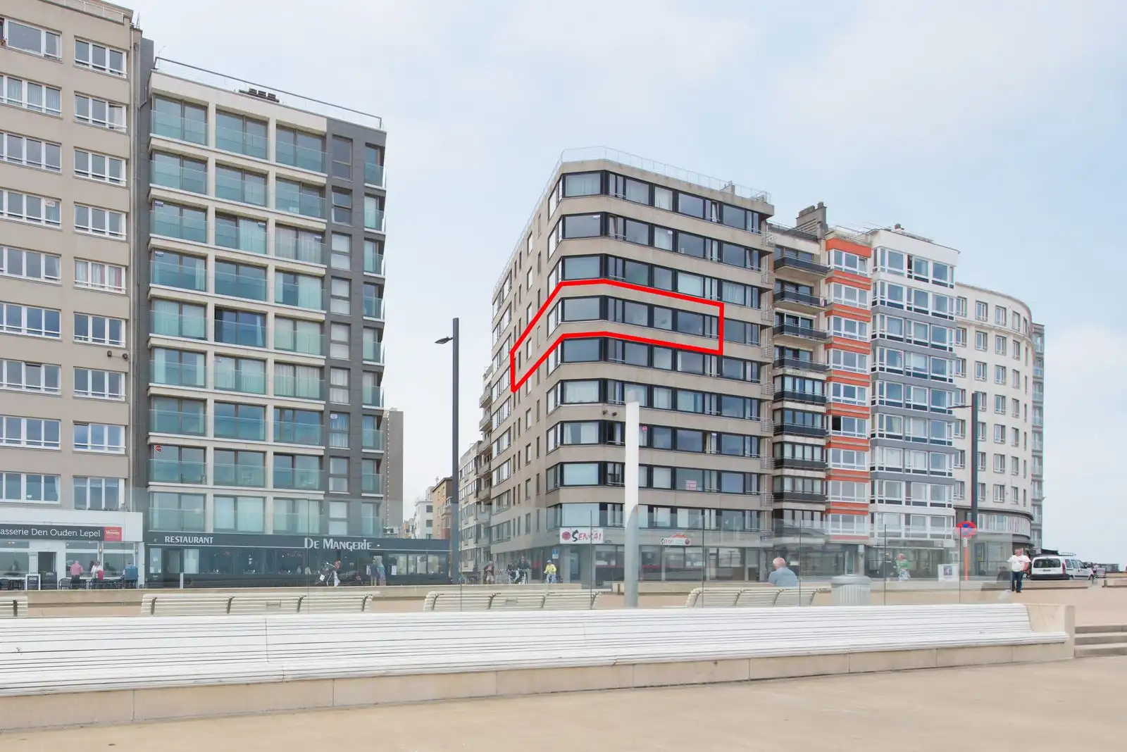 Subliem hoekappartement met frontaal zeezicht en 2 slpk foto 15