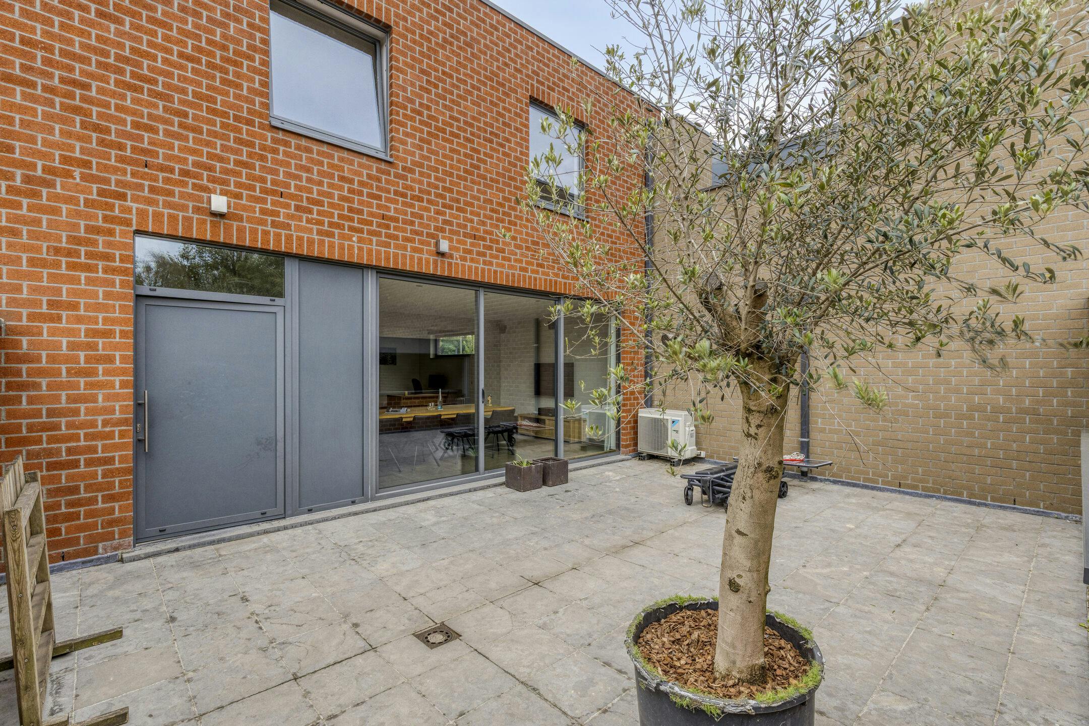 Instapklaar appartement in centrum Aalter foto 14