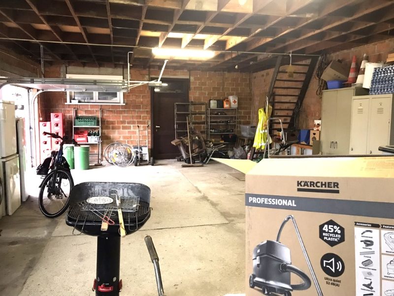 Te Grembergen : Woonst met terras en tuin - EN bijgebouw met garage- ruime parking in doodlopende straat nabij de spoorweg foto 27