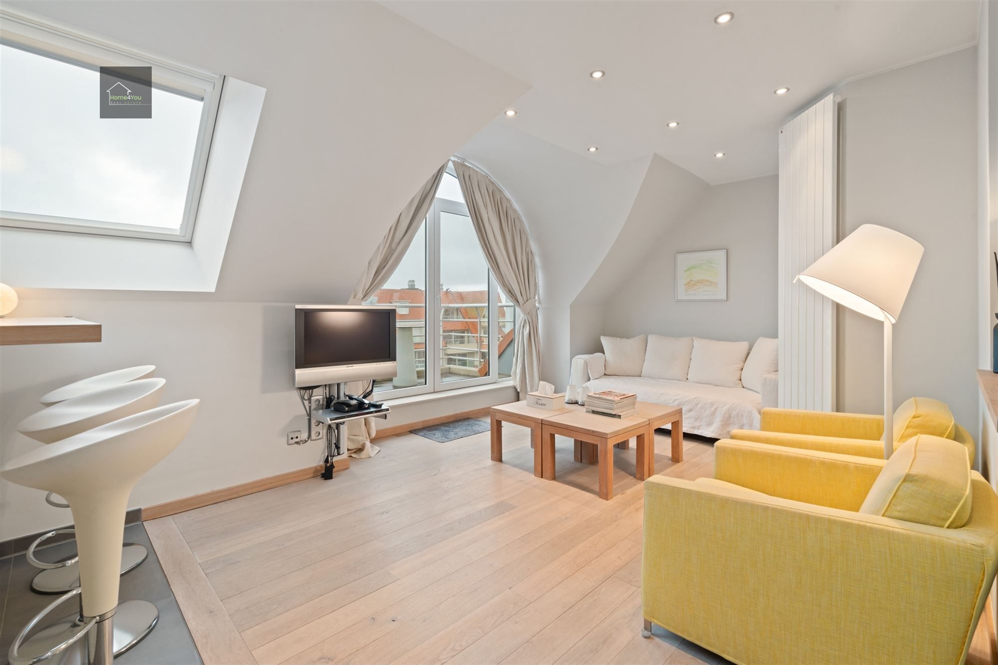 Uniek appartement op de 7e verdieping met terras en zeezicht foto 3