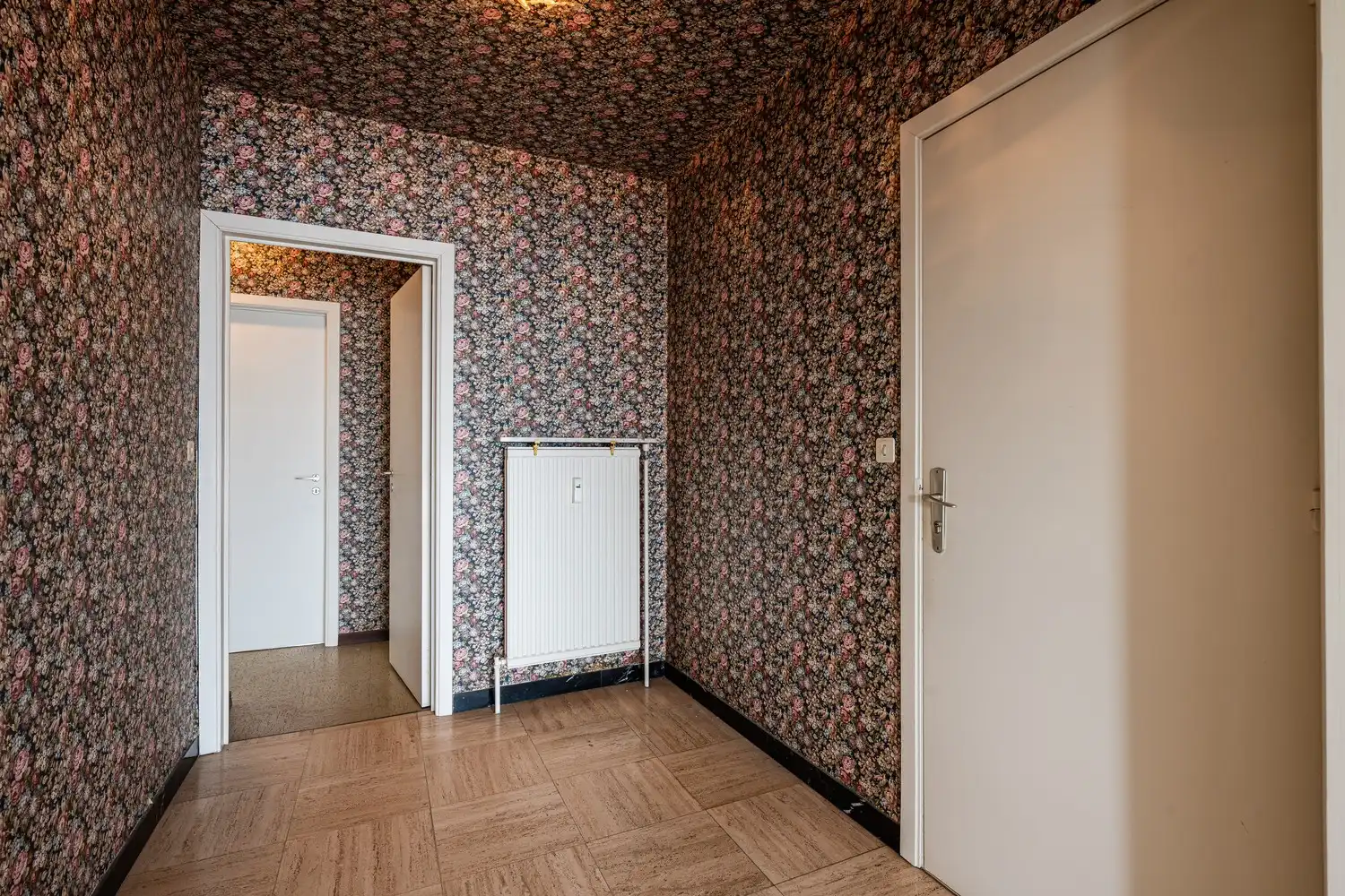 Ruim appartement in centrum Eeklo met 2 slpks foto 4