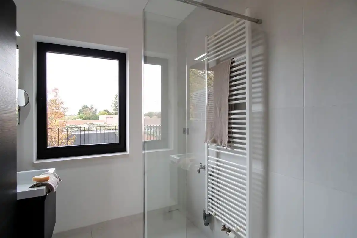 Appartement met 2 slpk en lift foto 13