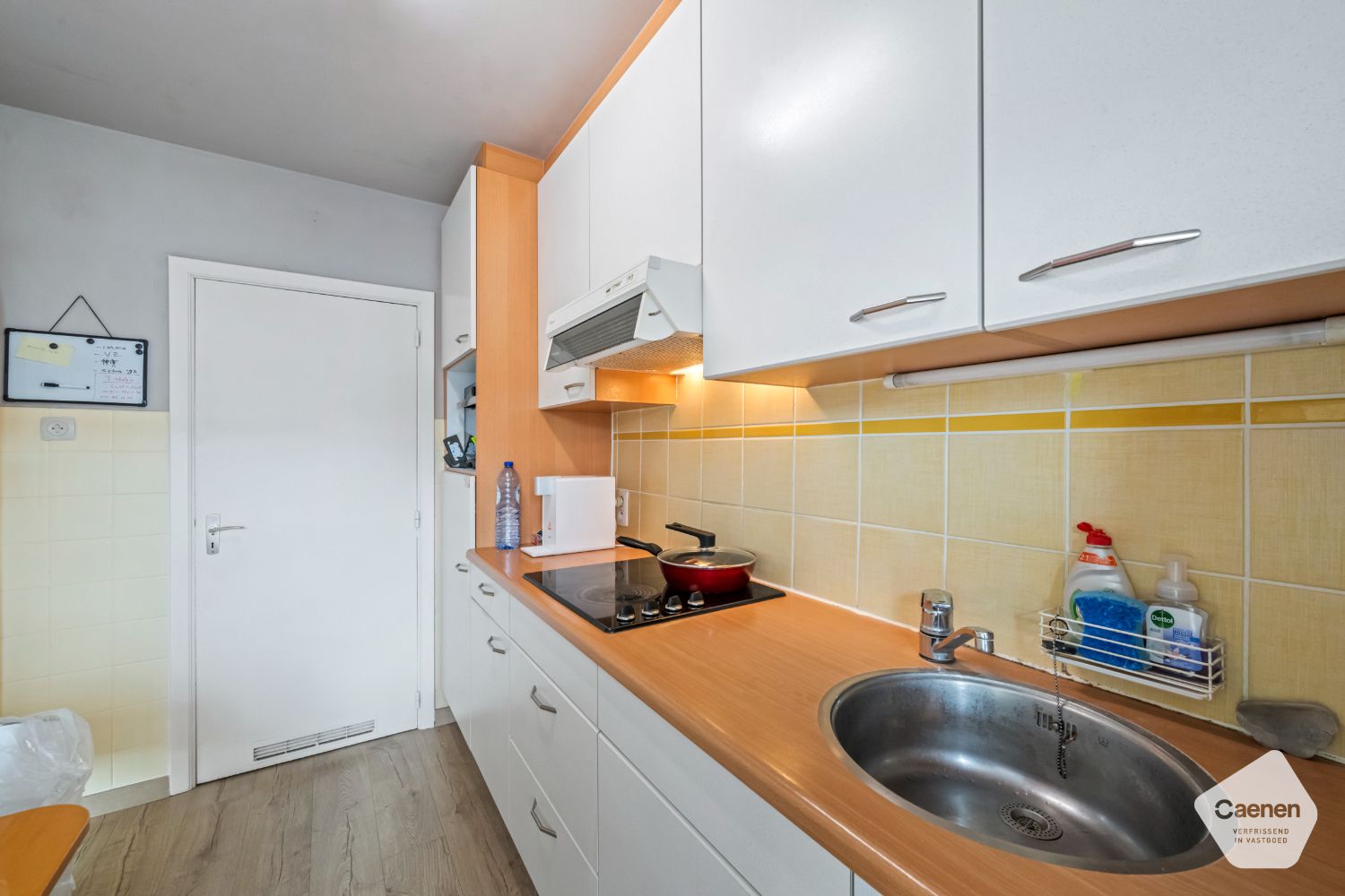 Instapklaar twee slaapkamer appartement op een uitstekende locatie foto 3
