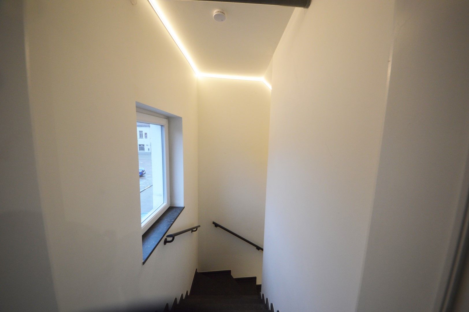 RUIME MODERNE DUPLEX 180 M2 3 SLAAPKAMERS foto 16