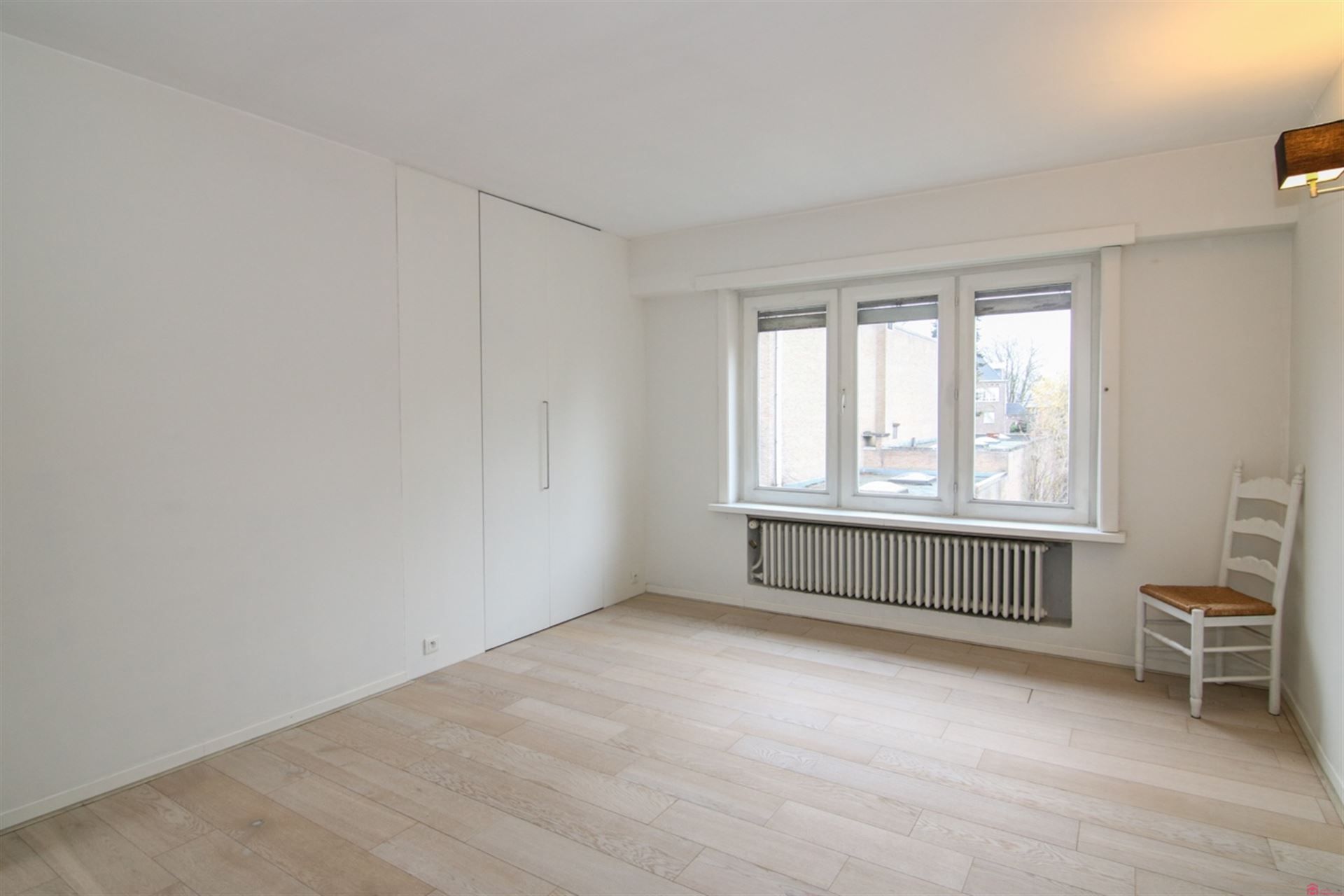 Burgerhuis op topligging in Kortrijk! foto 16