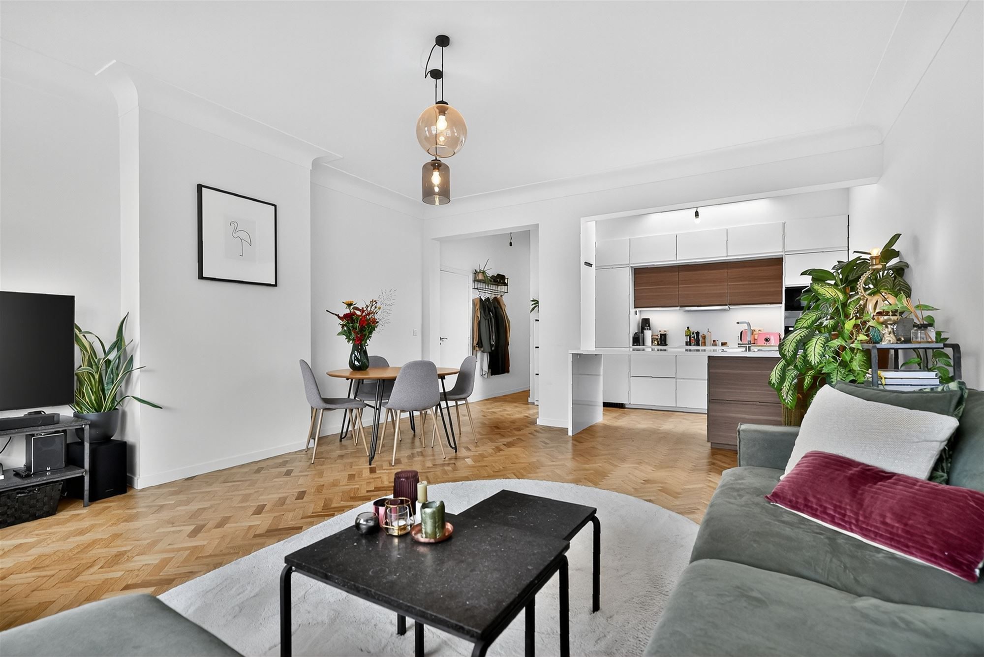 Knap modern appartement op mooie locatie foto 3