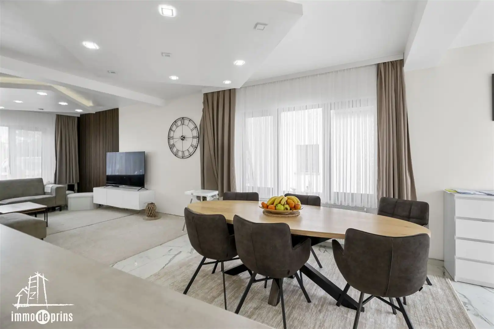 Halfopen bebouwing foto 9