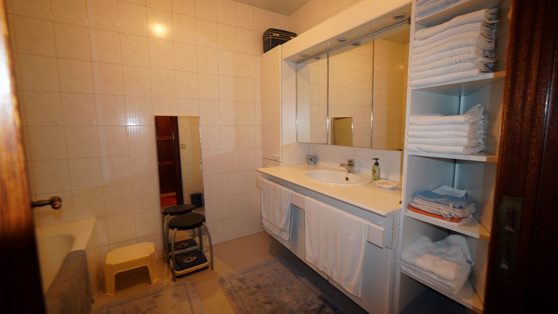 Gelijkvloers appartement met terras en garage te Lokeren foto 7