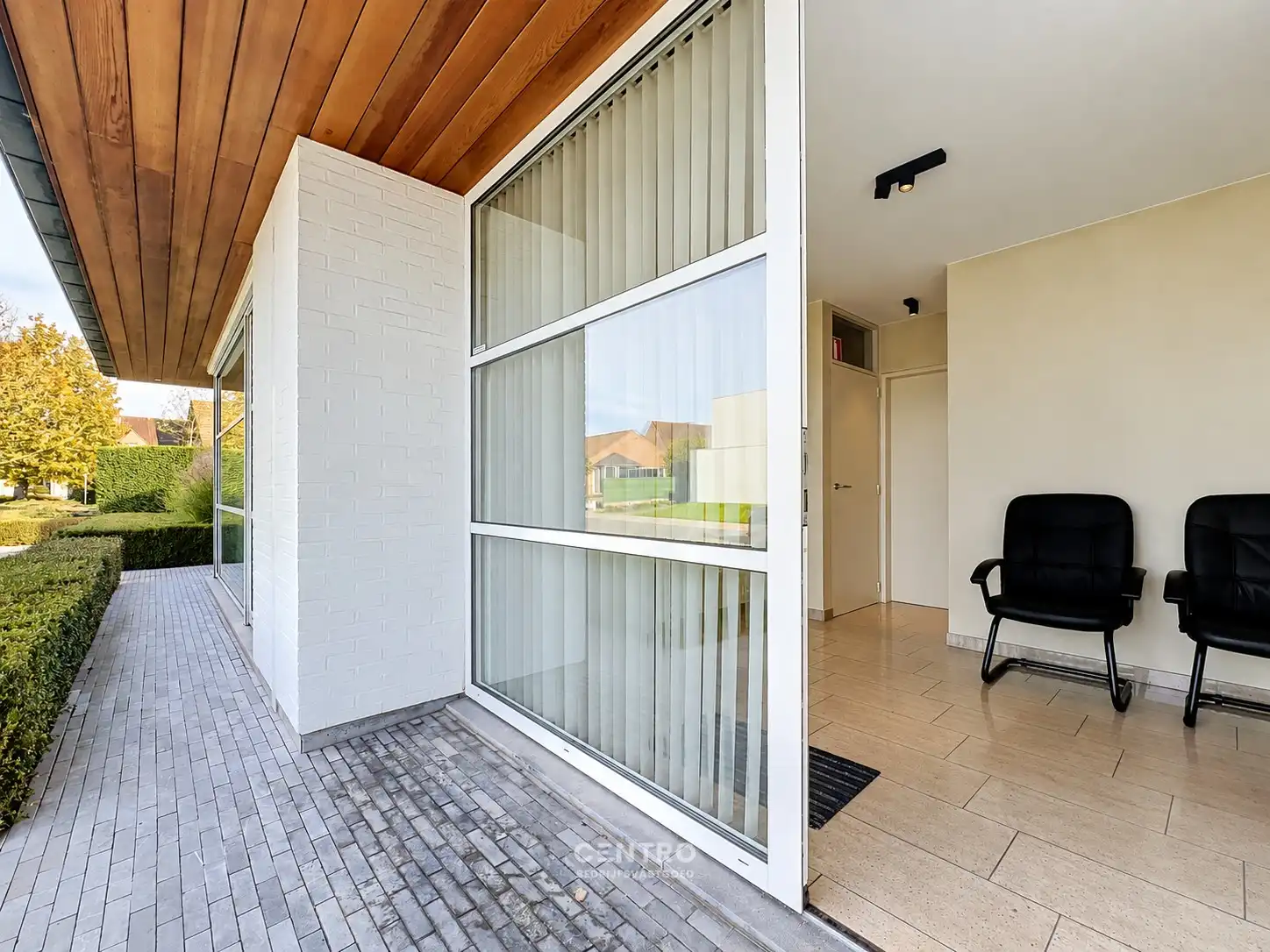 EXCLUSIEVE VILLA MET RUIME KANTOORVLEUGEL OP 1.191 M² – LUXE, RUIMTE EN VEELZIJDIGHEID! foto 26