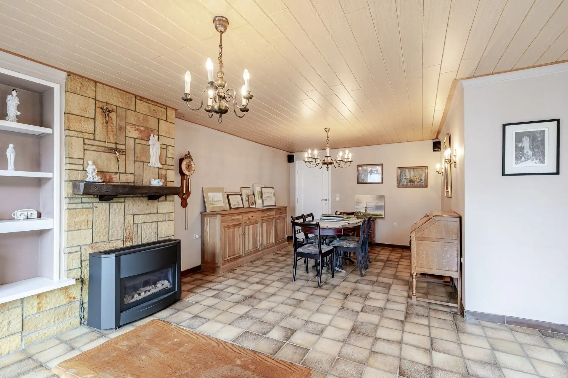Te renoveren woning op toplocatie! foto 9