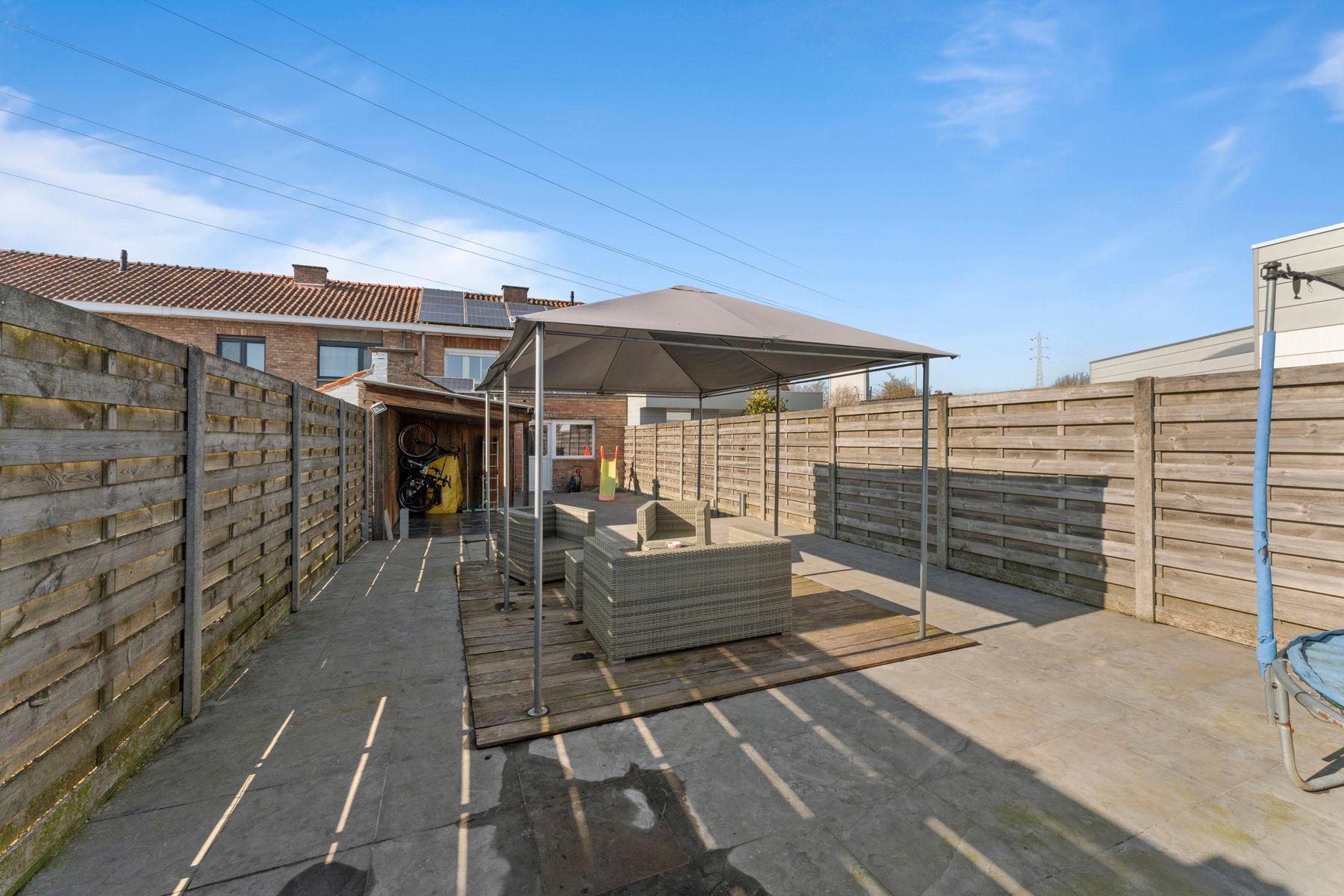 Centraal gelegen gerenoveerde rijwoning met 3 slpk en tuin foto 24