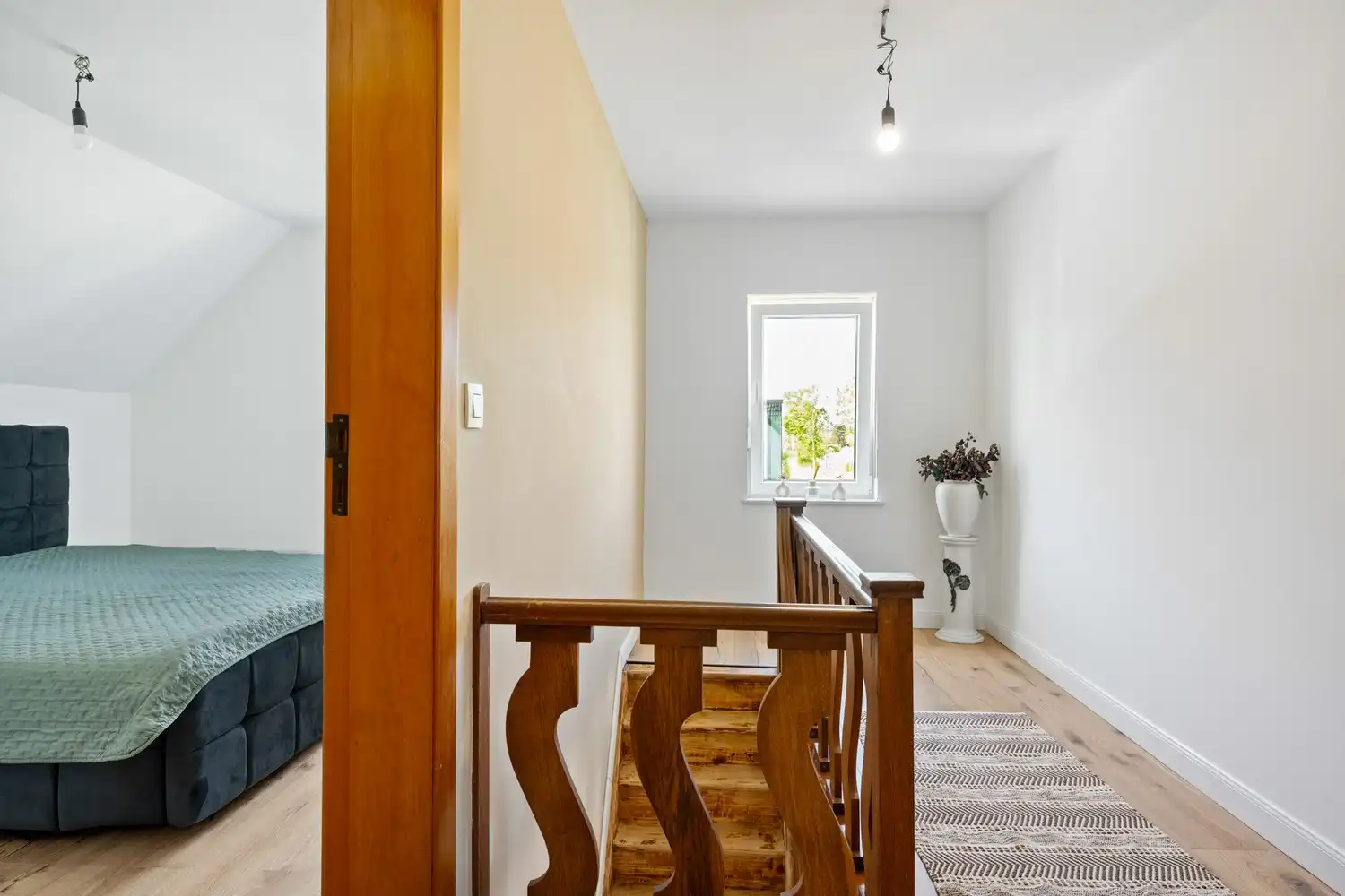 Recent gerenoveerde woning met 4 slpkrs en tuin foto 19