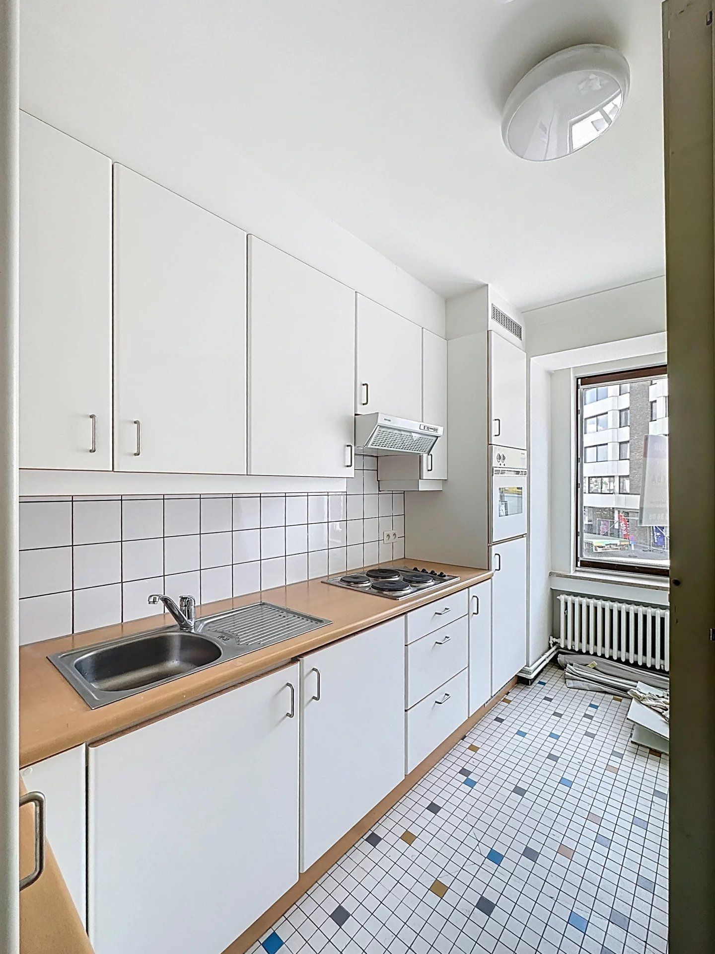 Gerenoveerd appartement in het centrum van Mol met 2 slaapkamers en terras. foto 5