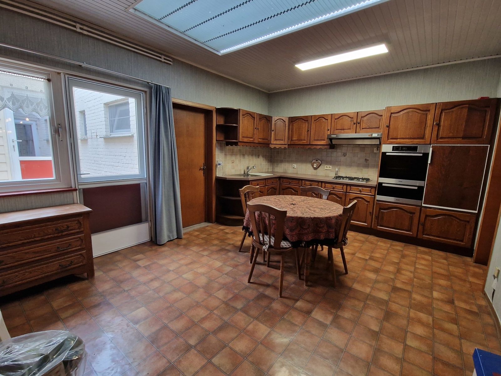 Woning met garage en 4/5 slaapkamers te Landen foto 9