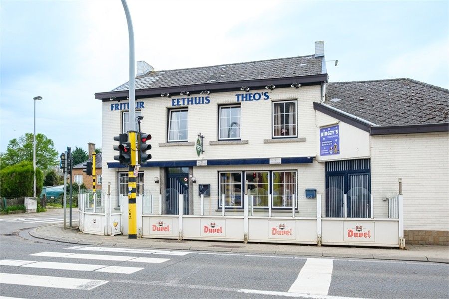 HANDELSHUIS MET VEEL POTENTIEEL IN HET CENTRUM VAN GINGELOM foto 2