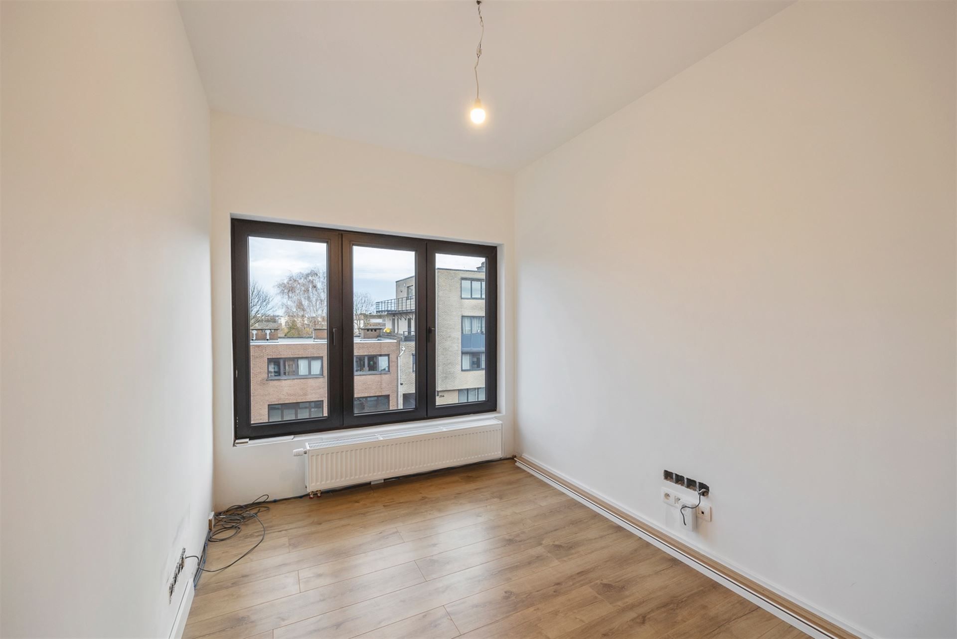 Instapklare en Ruime Gezinwoning met Tuin en Garage foto 20