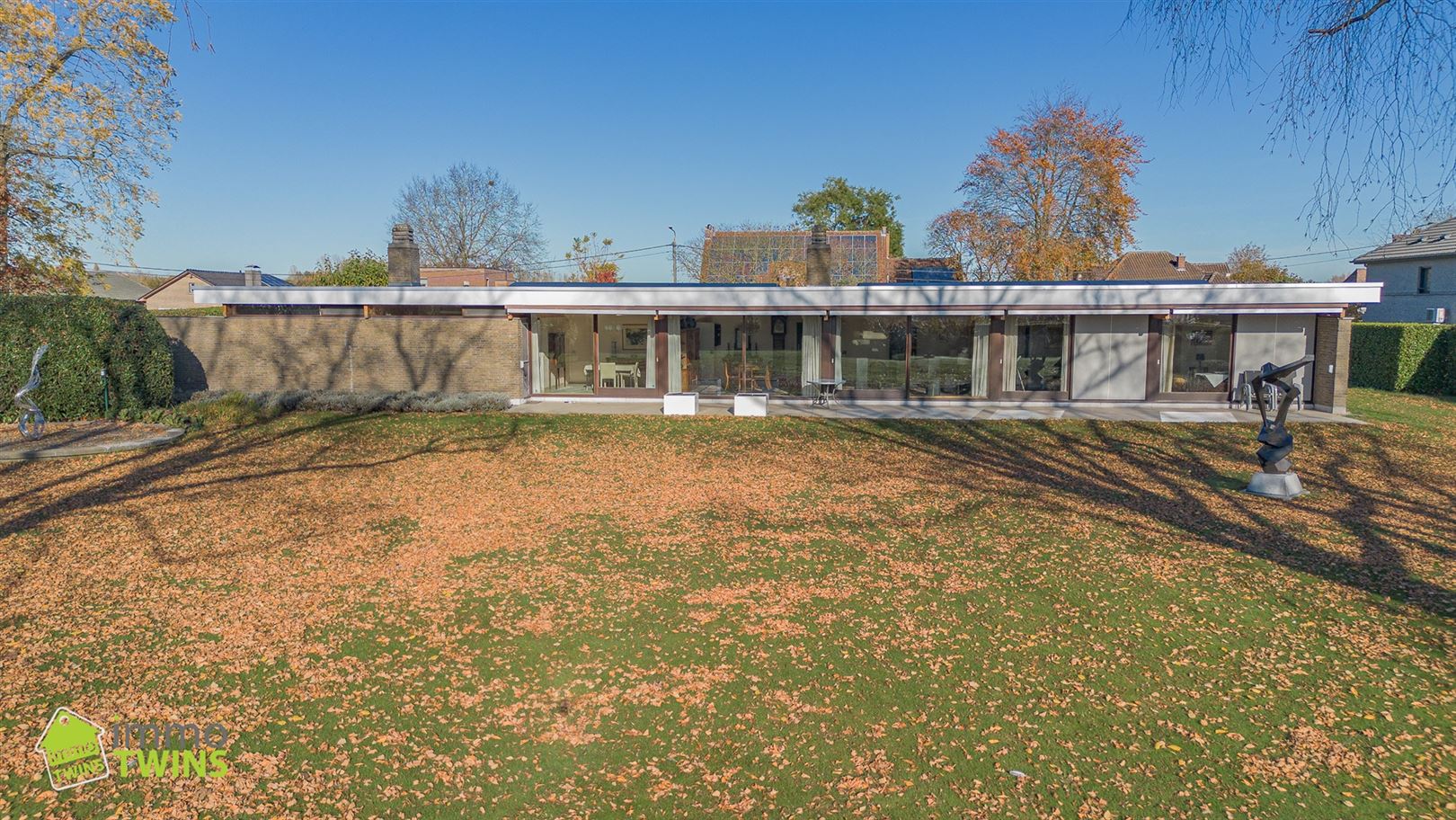 Stijlvolle villa-bungalow op ruim perceel met zuidgerichte tuin  foto 4