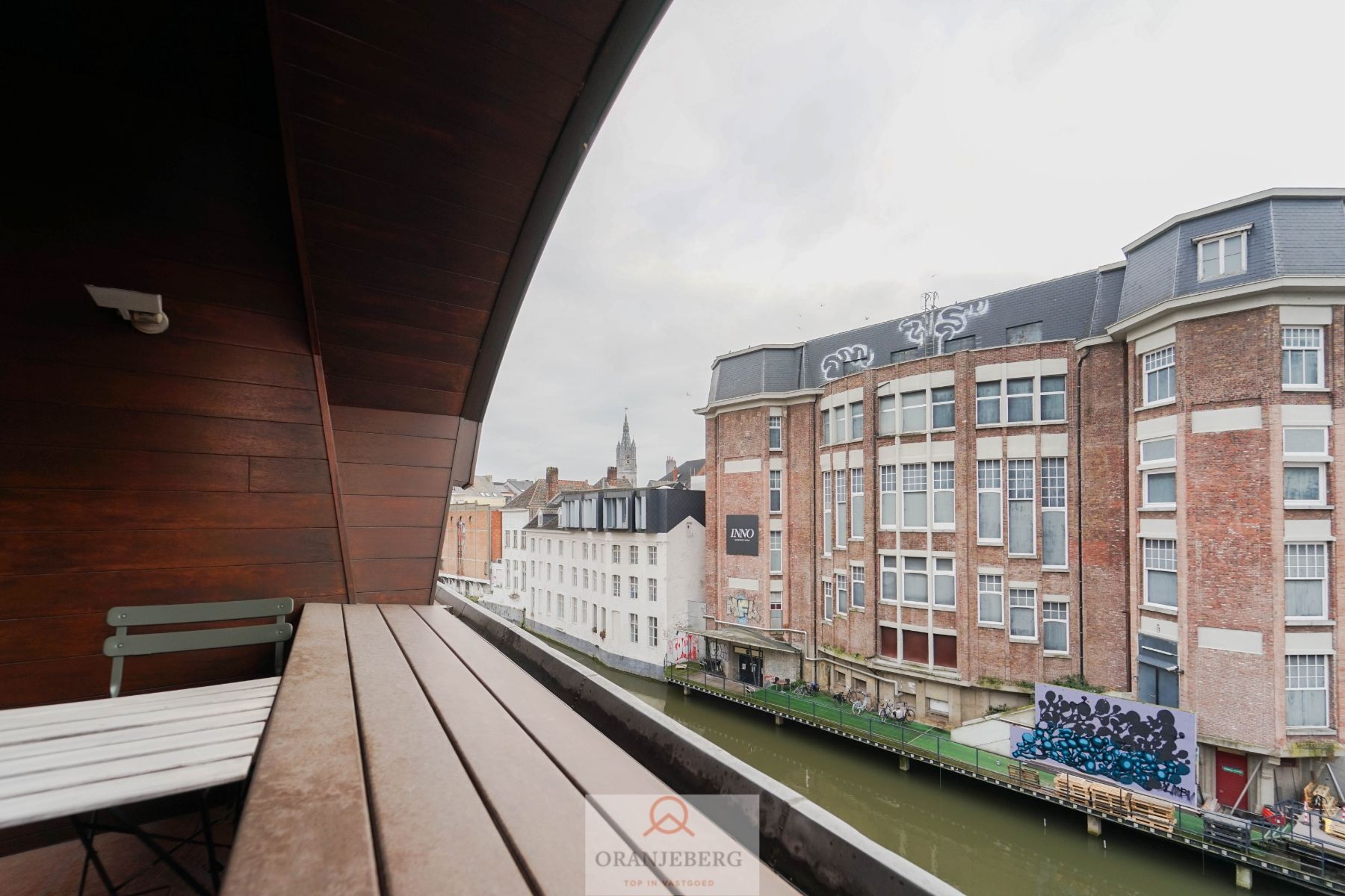 Ruim 1 slaapkamerappartement met uitzicht op de Leie foto 9