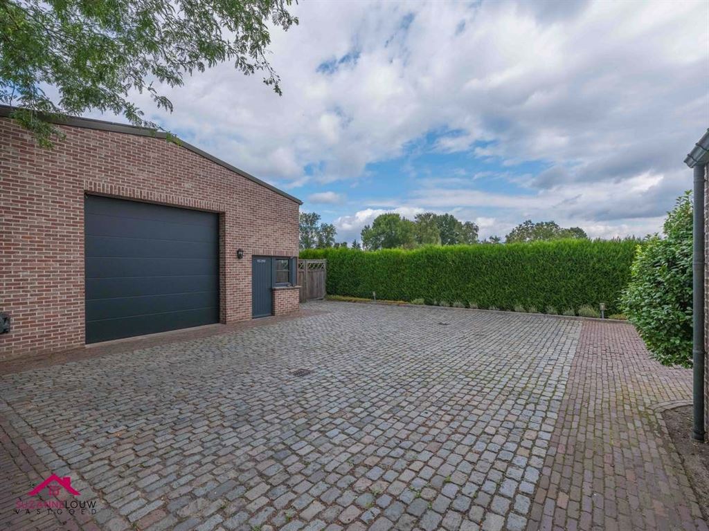 Instapklare vrijstaande woning foto 54