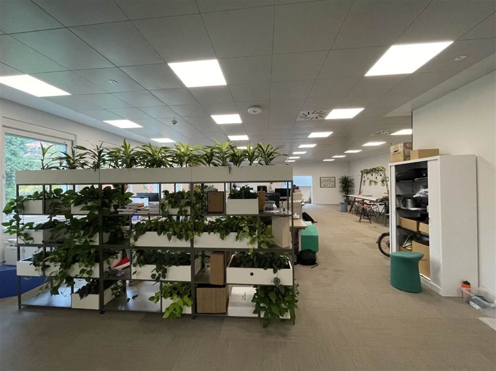 Kantoorgebouw foto 19