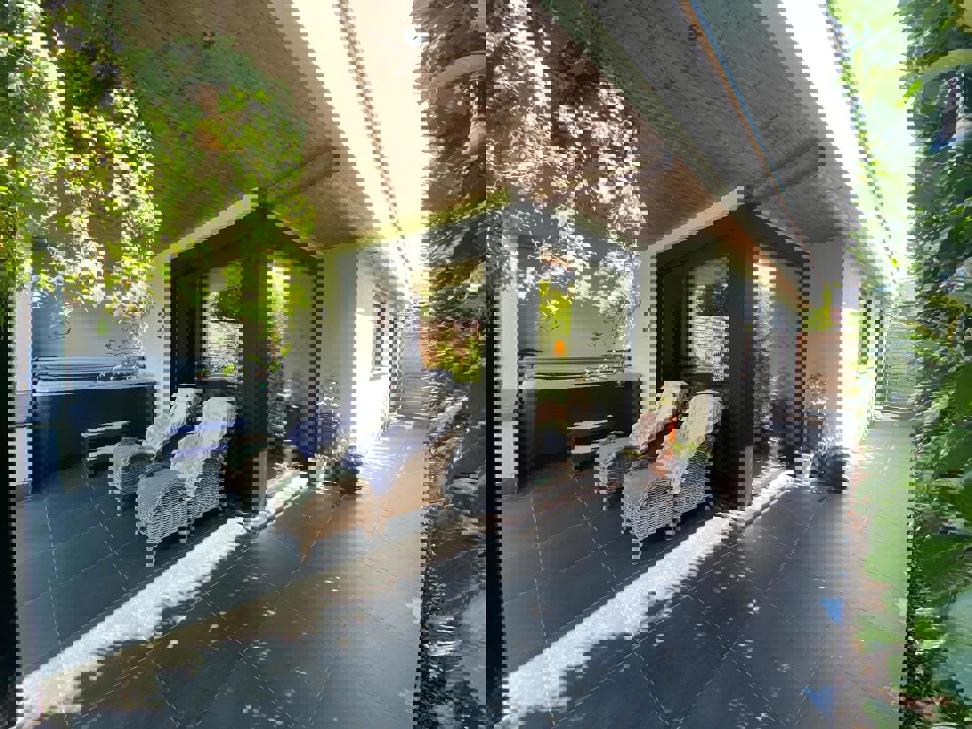 Instapklare woning met polyvalent bijgebouw foto 15