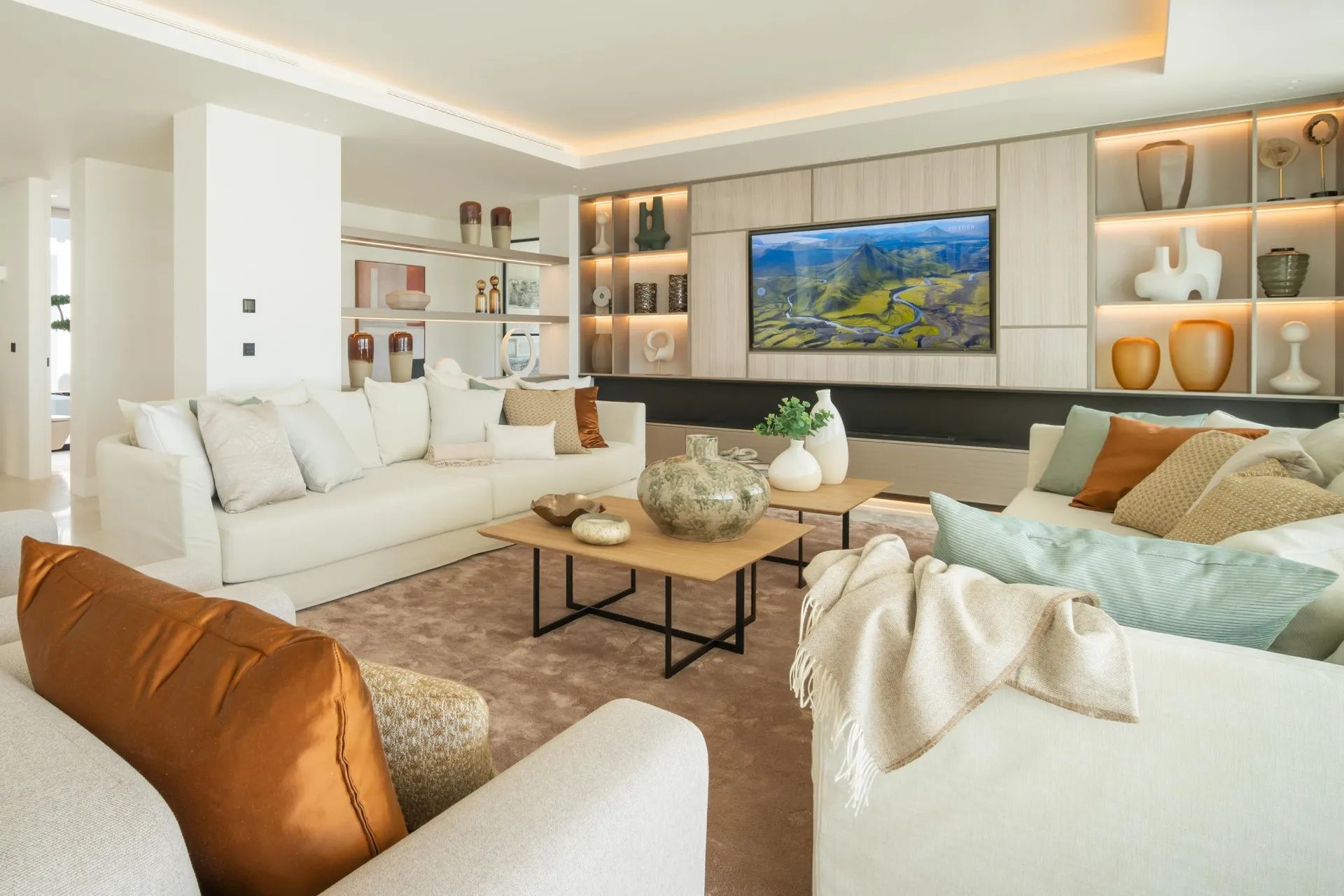 Ongekende luxe in Marbella: exclusieve nieuwbouw villa met panoramisch zicht en 5-sterren faciliteiten foto 13