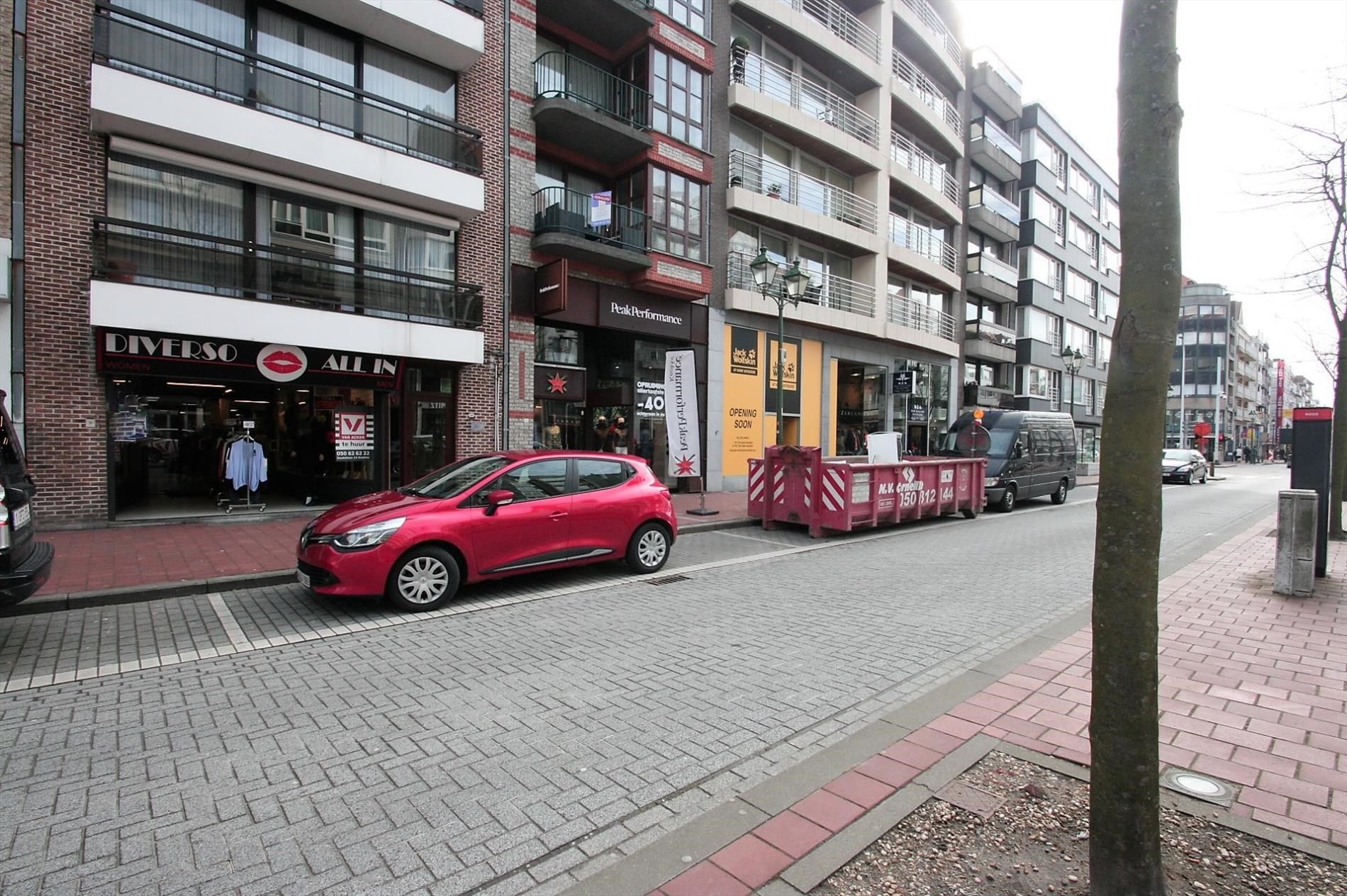 handelspand met woonst én garage te huur Lippenslaan 166 foto 10