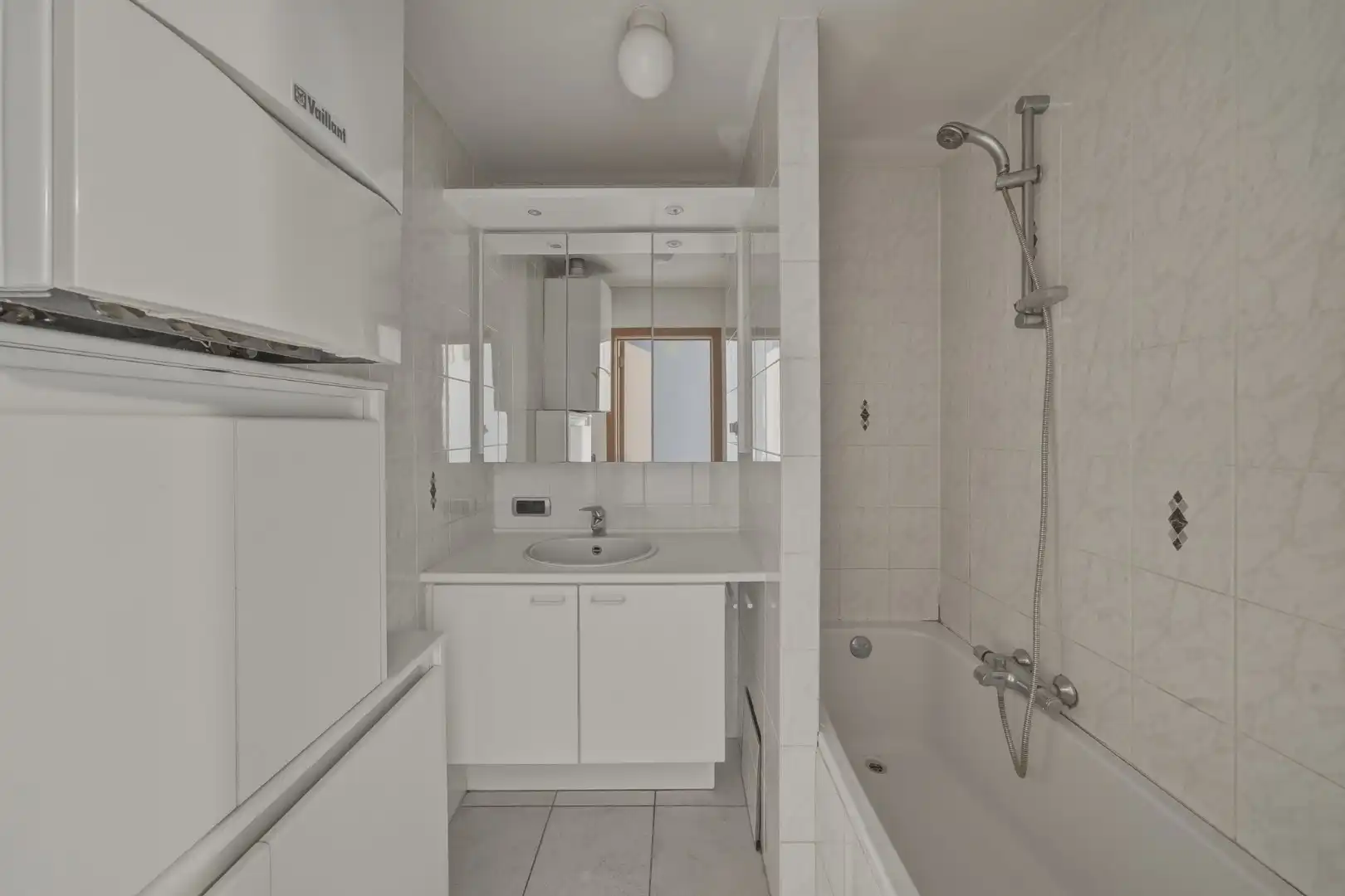 Opbrengsteigendom met 3 verhuurde appartementen in Oudenburg foto 13